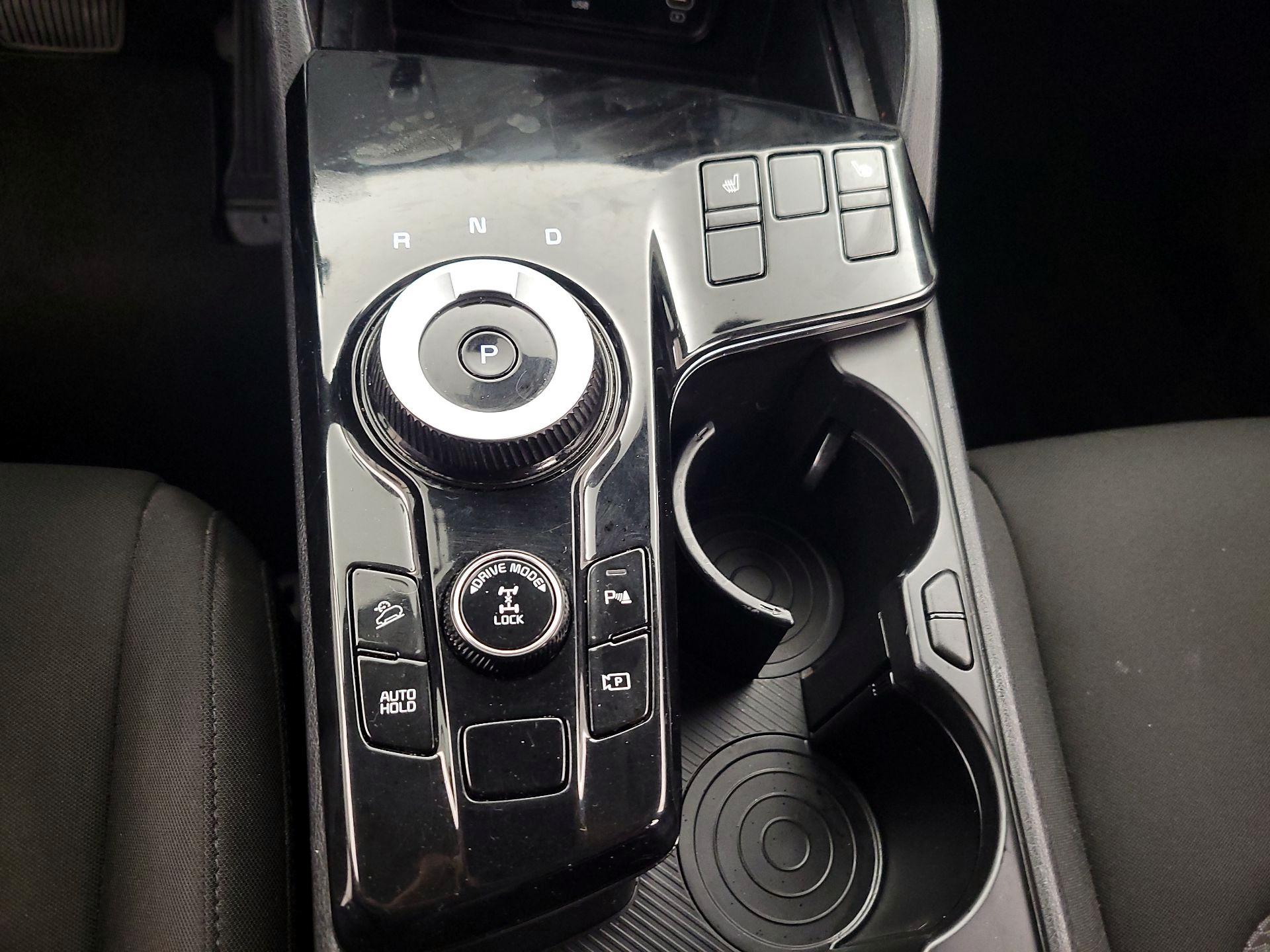 Thumbnail: 2023 Kia Sportage - 17
