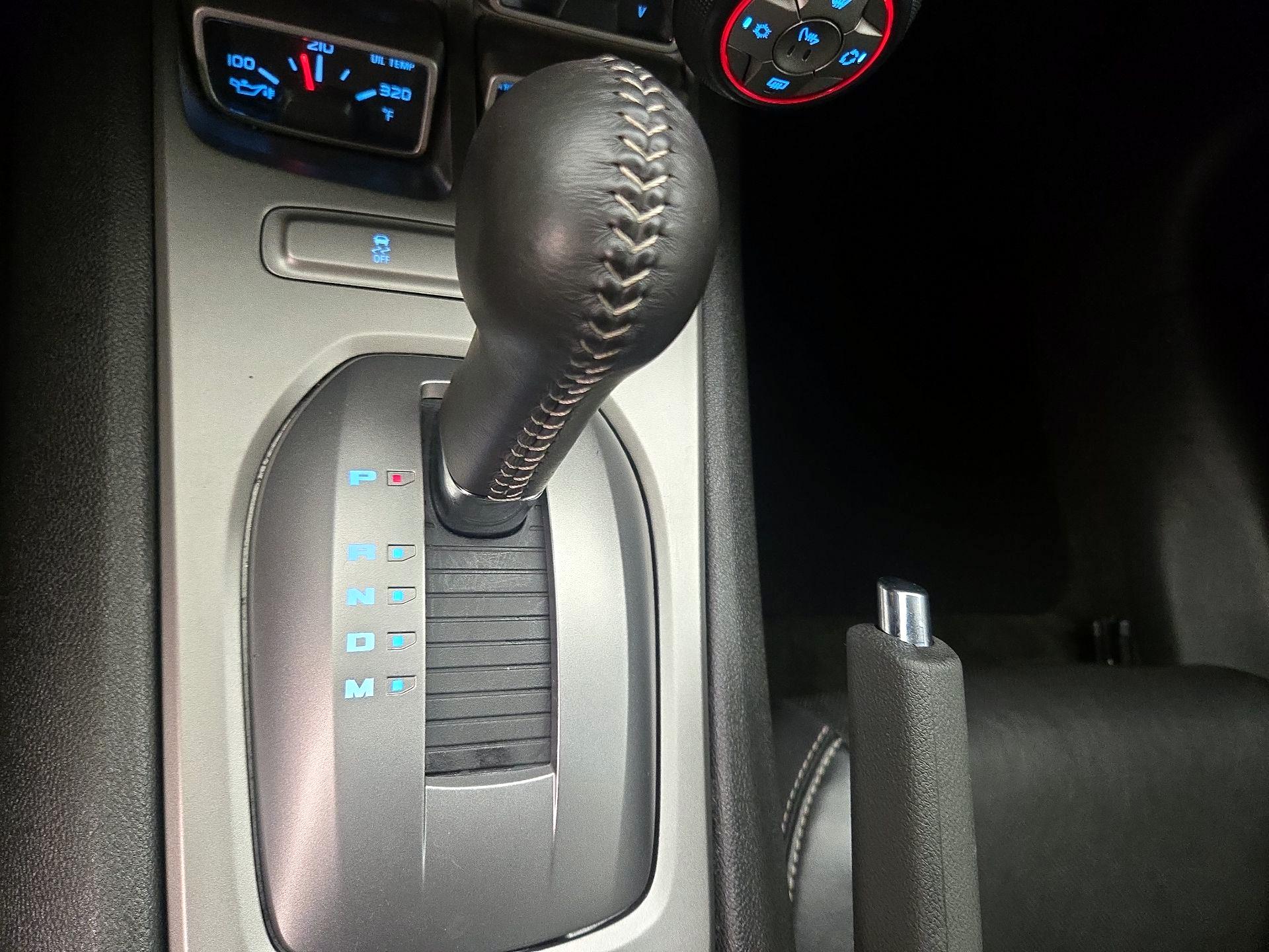 Thumbnail: 2015 Chevrolet Camaro - 18