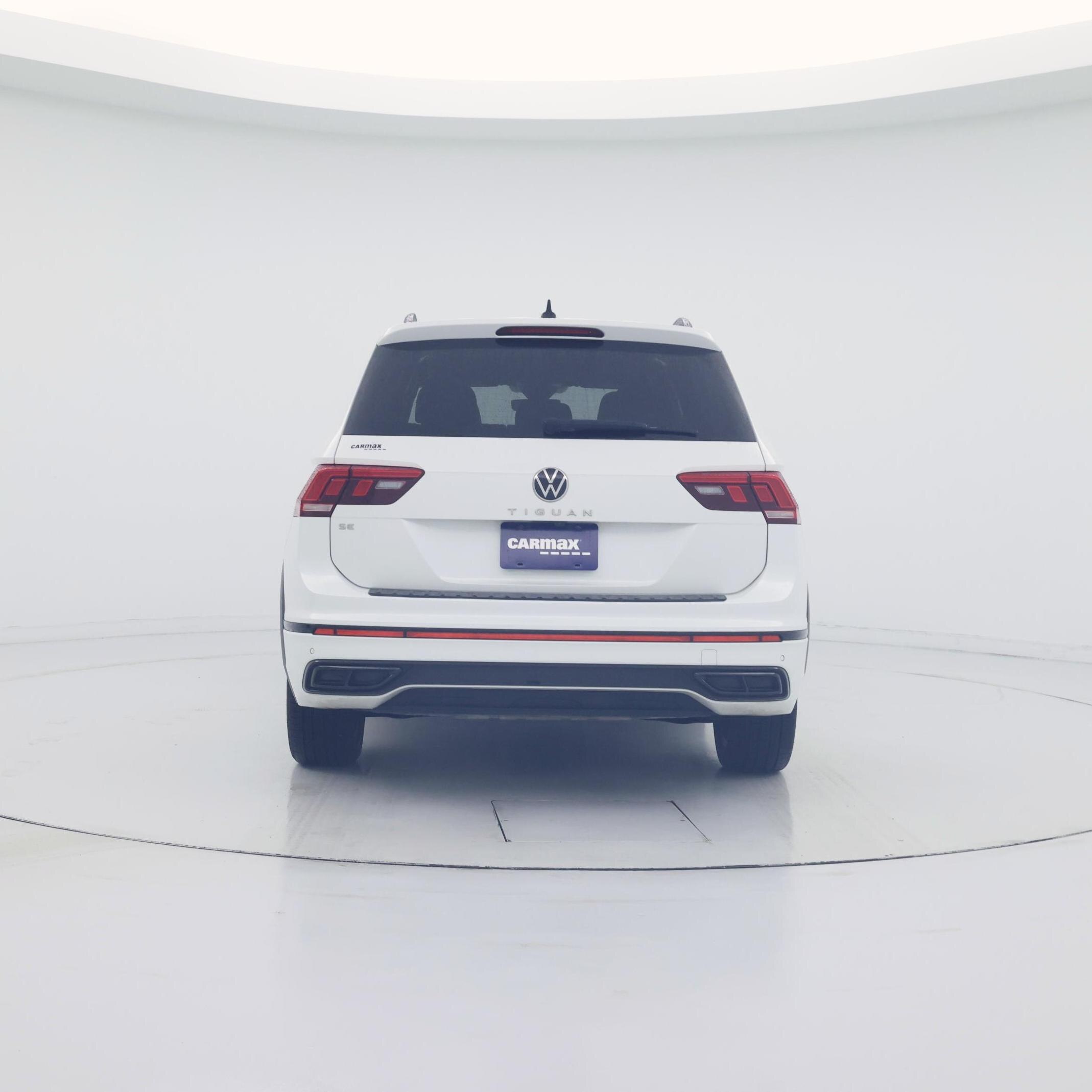 Thumbnail: 2022 Volkswagen Tiguan - 6