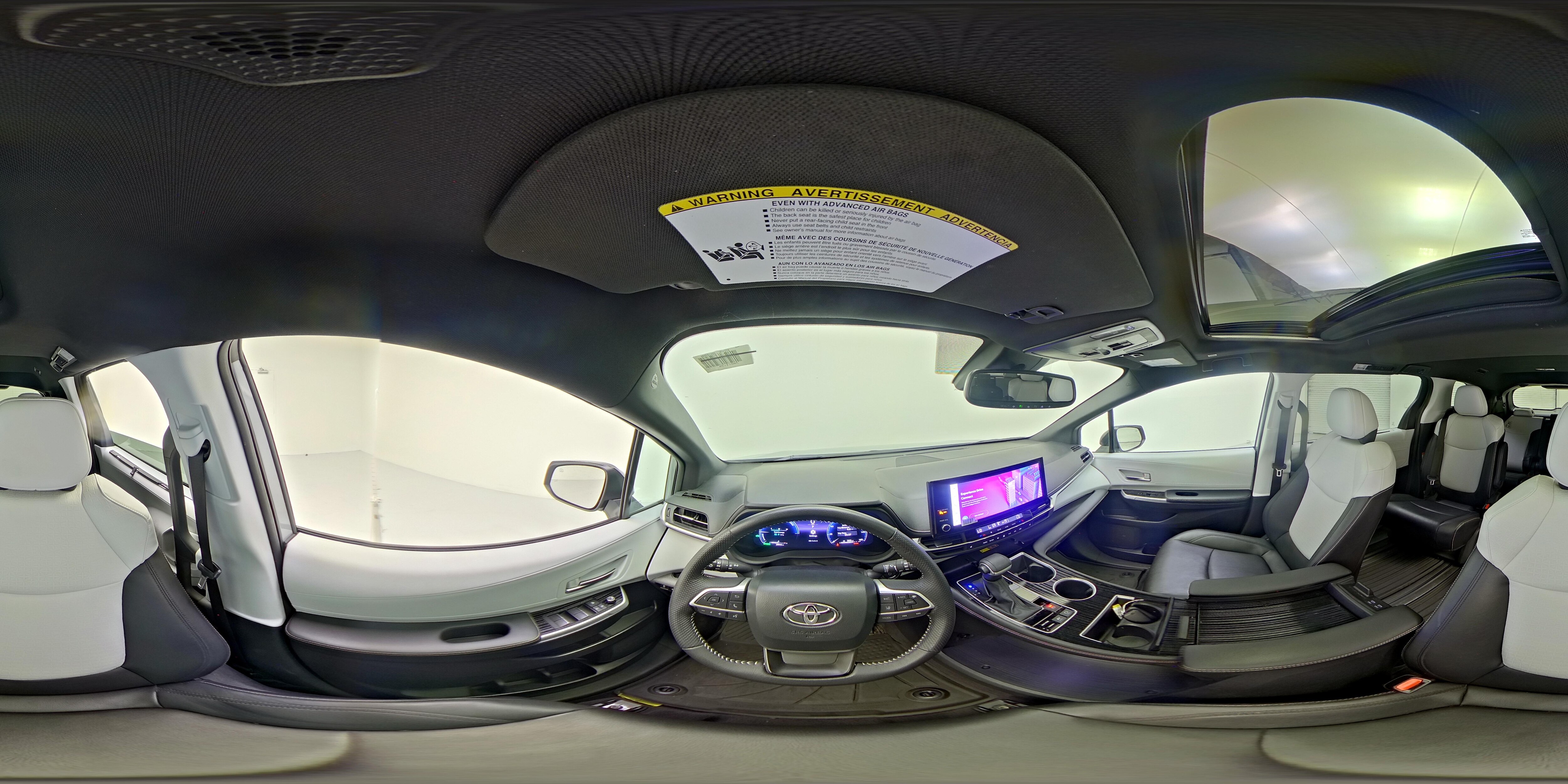 2025 Toyota Sienna XSE - Photo 30