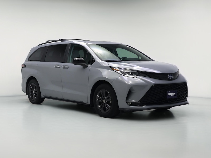 2025 Toyota Sienna XSE
