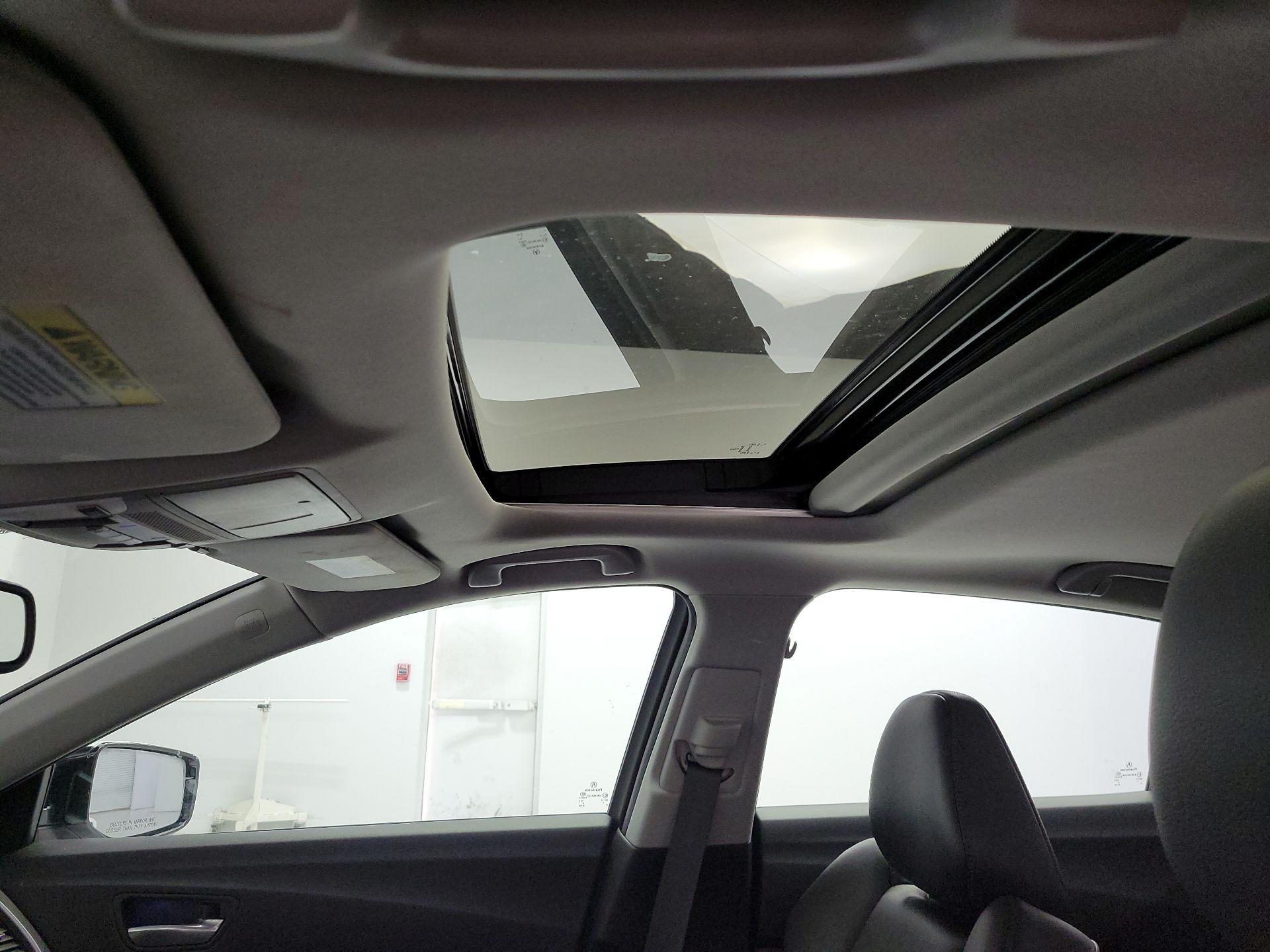 Thumbnail: 2016 Acura TLX - 19