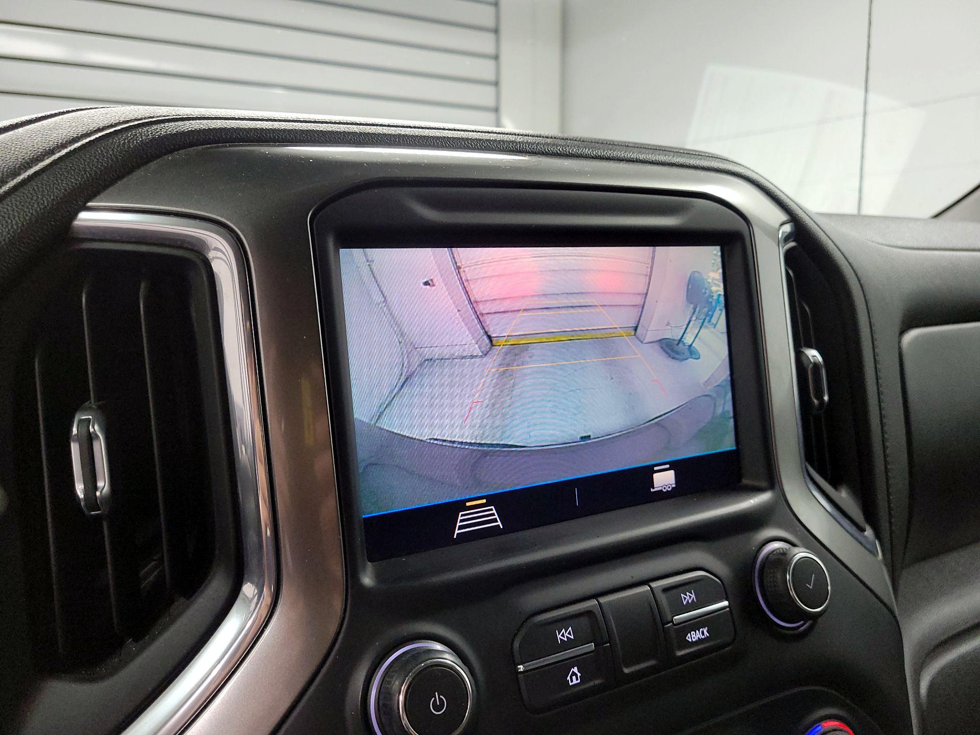 Thumbnail: 2021 Chevrolet Silverado 1500 - 12