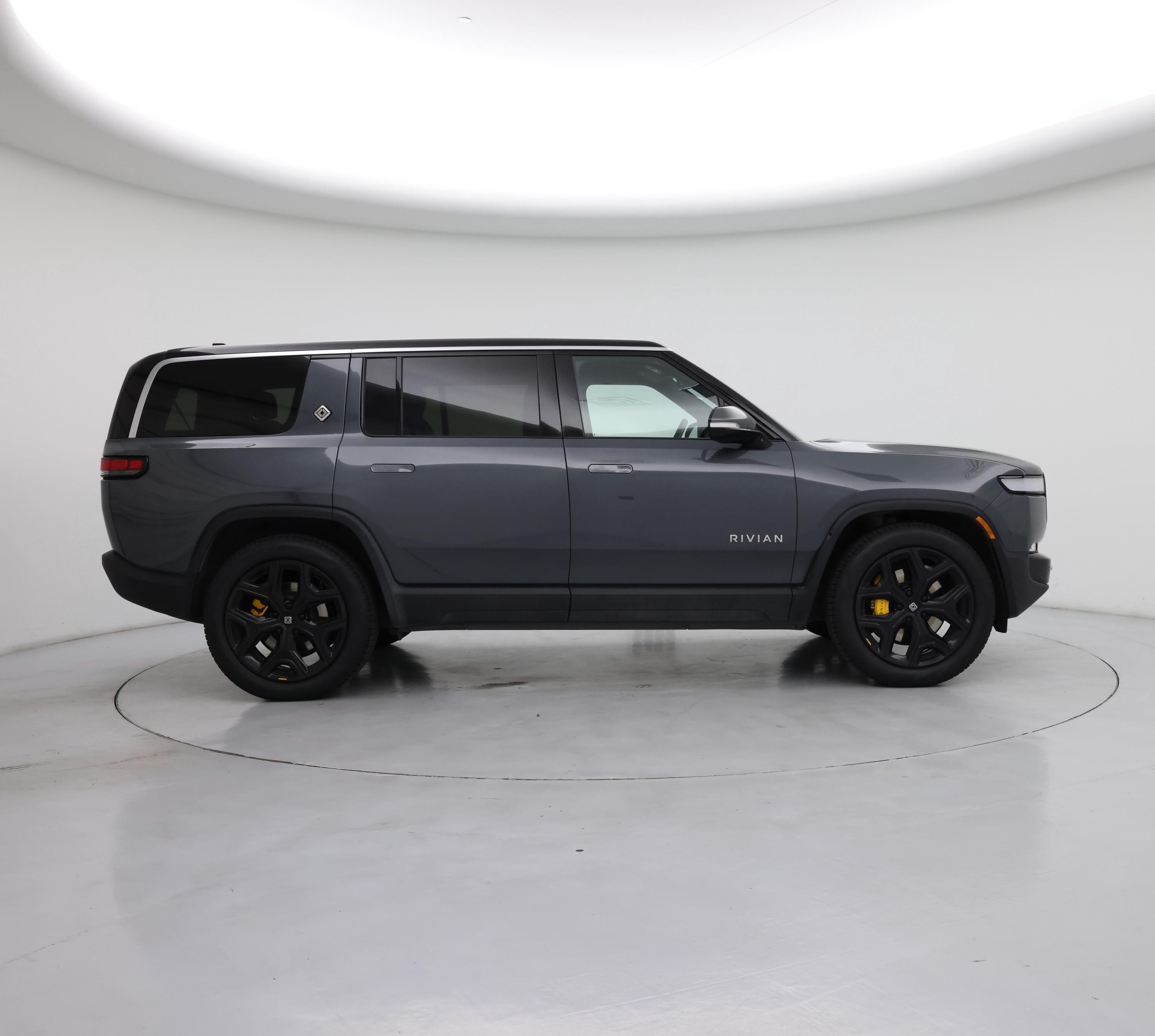 Thumbnail: 2023 Rivian R1S - 7