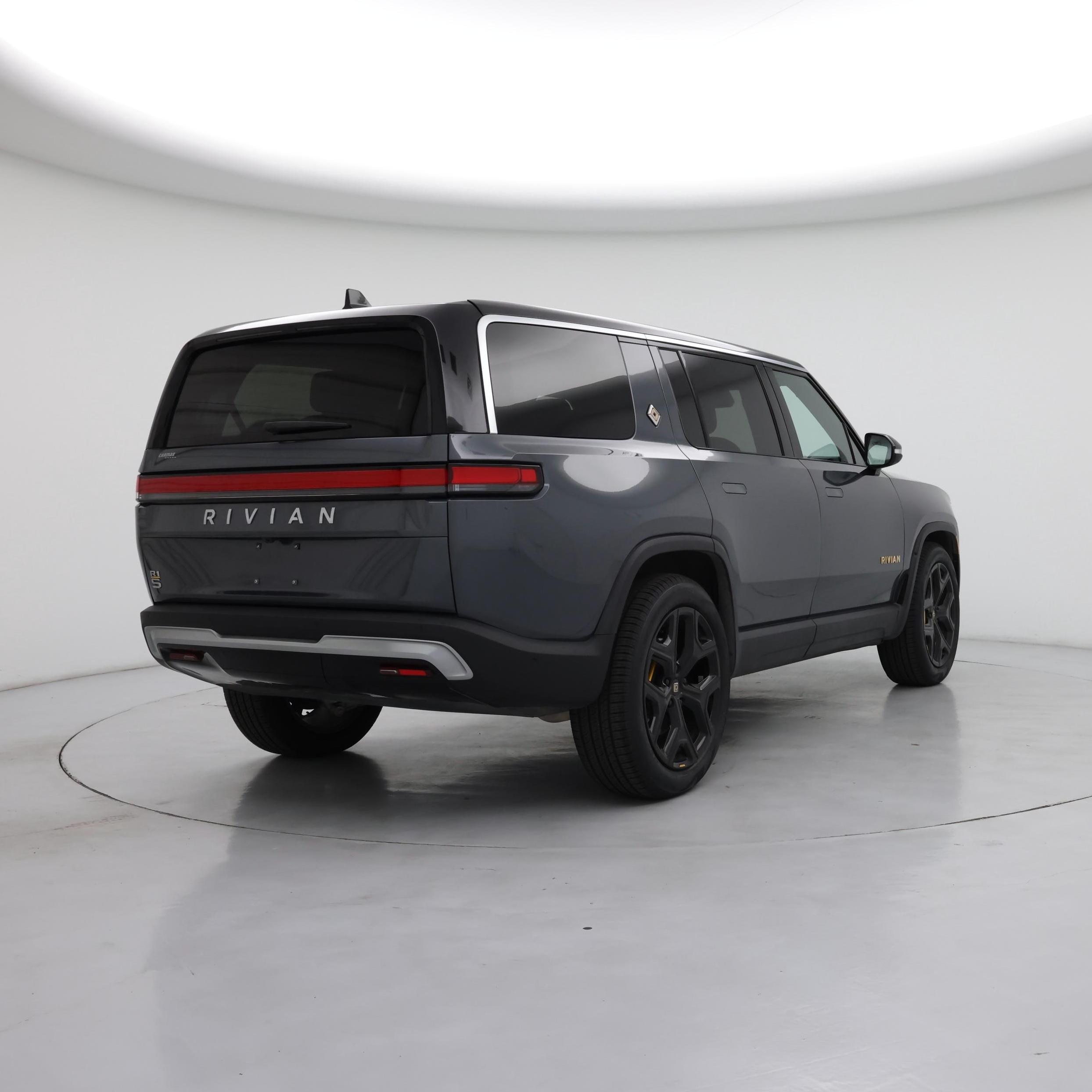 Thumbnail: 2023 Rivian R1S - 8