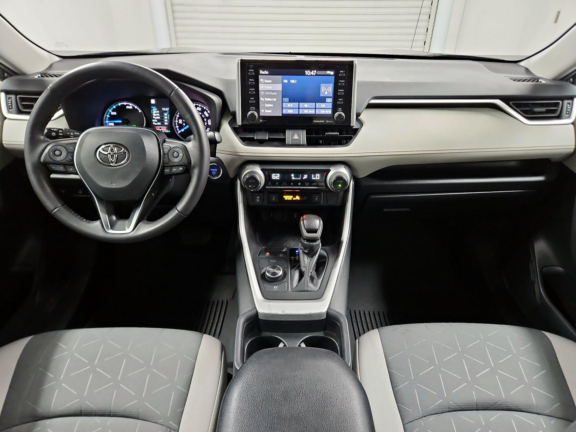 Thumbnail: 2021 Toyota RAV4 - 9