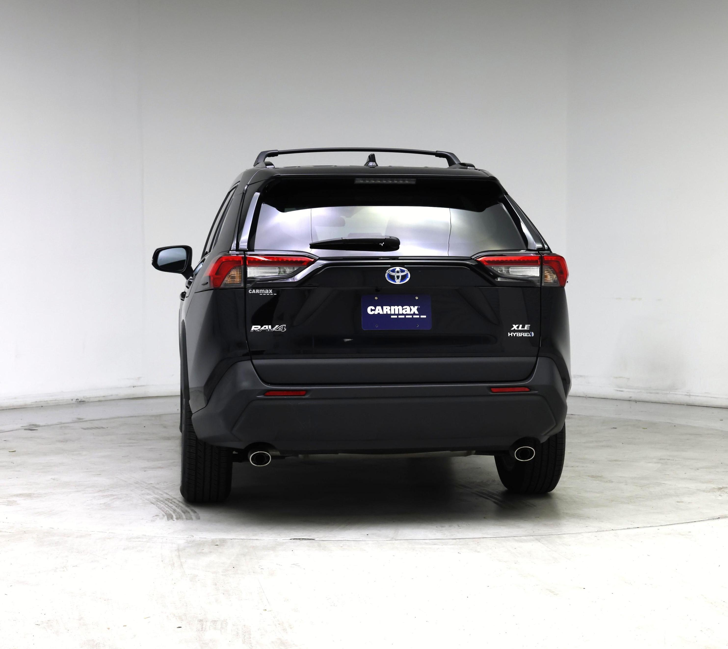 Thumbnail: 2021 Toyota RAV4 - 6