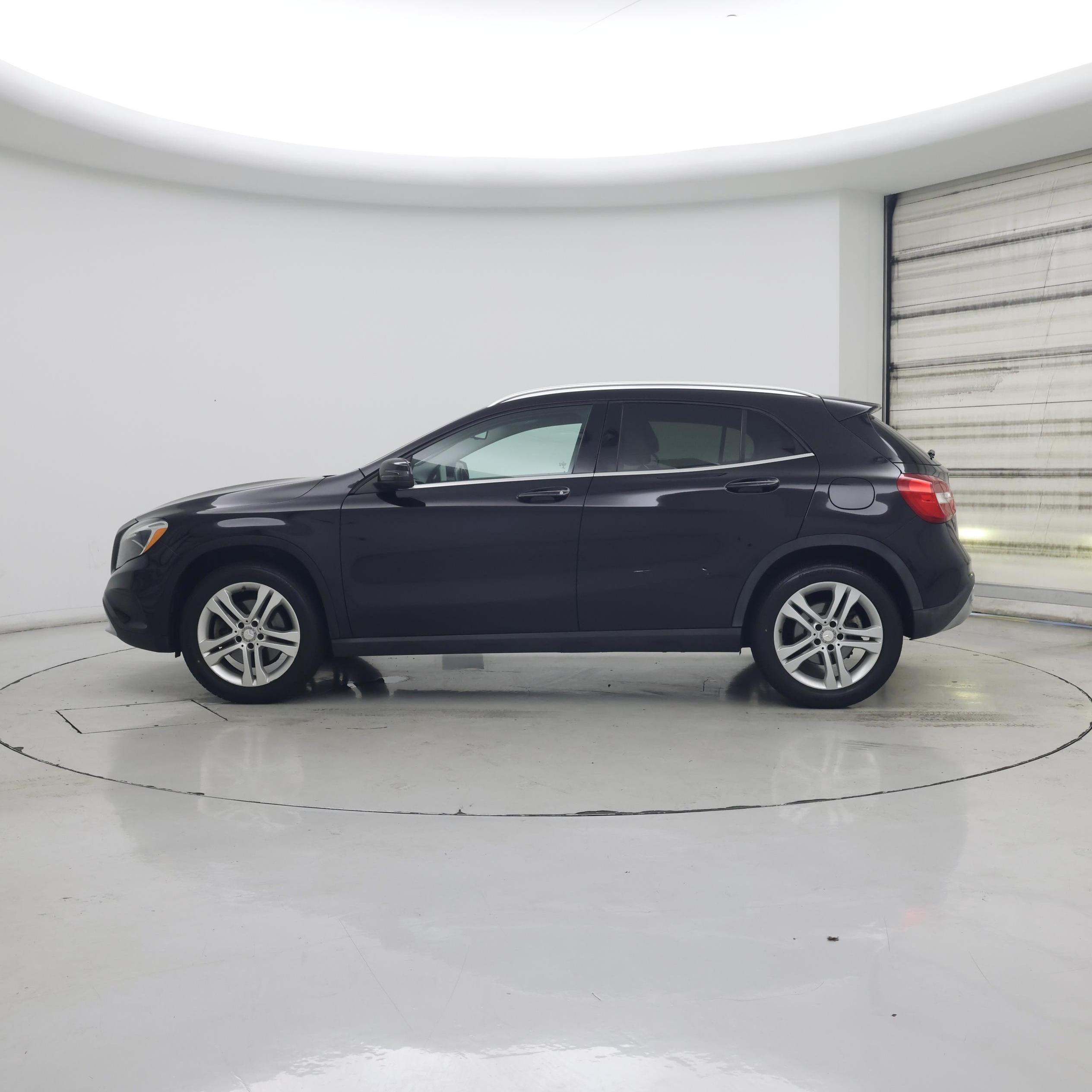 Thumbnail: 2016 Mercedes-Benz GLA - 3