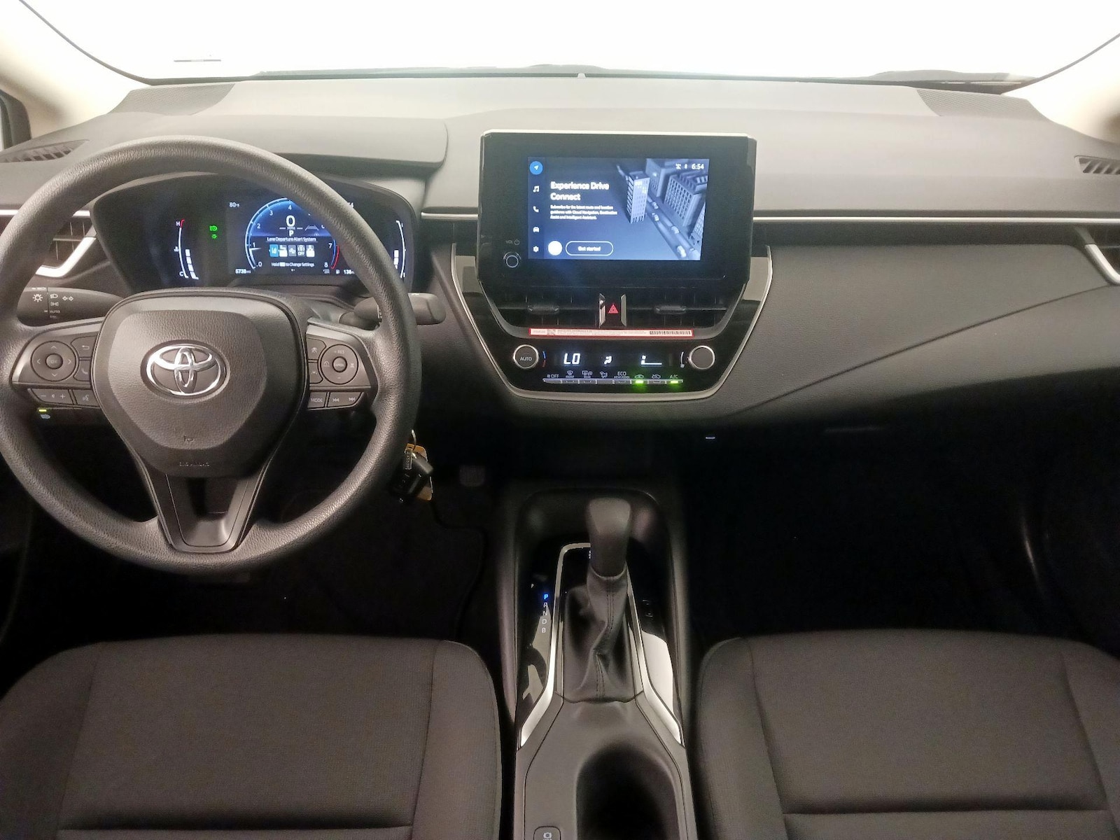 2026 Toyota Corolla LE - Photo 10