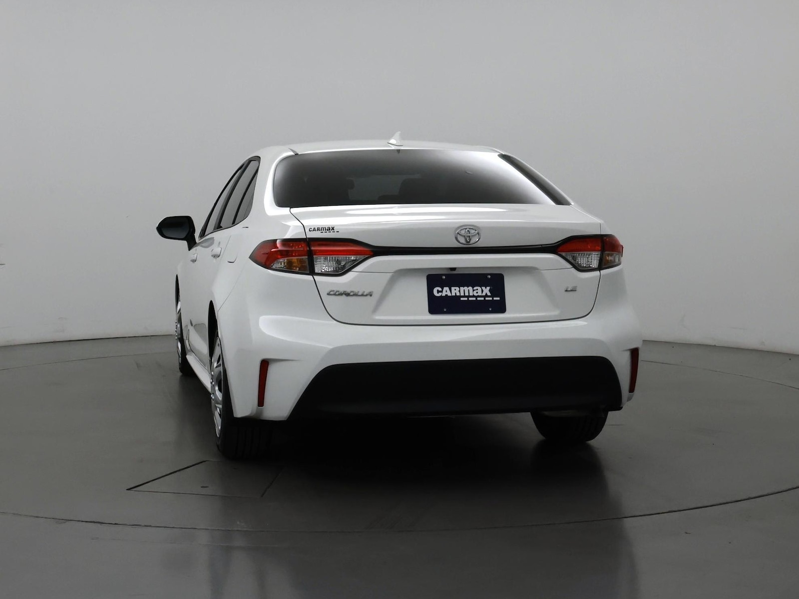 2026 Toyota Corolla LE - Photo 7