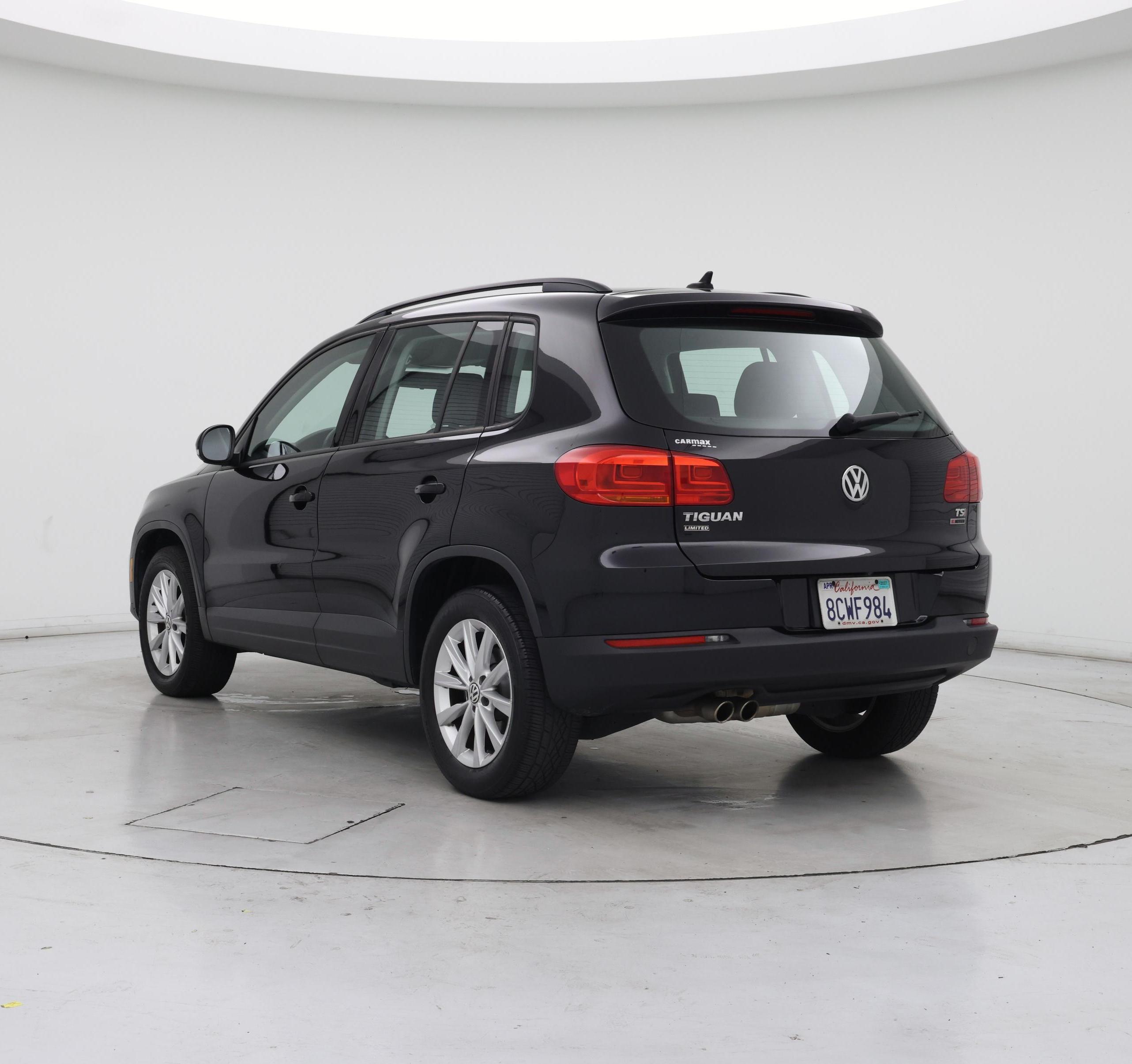 Thumbnail: 2017 Volkswagen Tiguan - 2