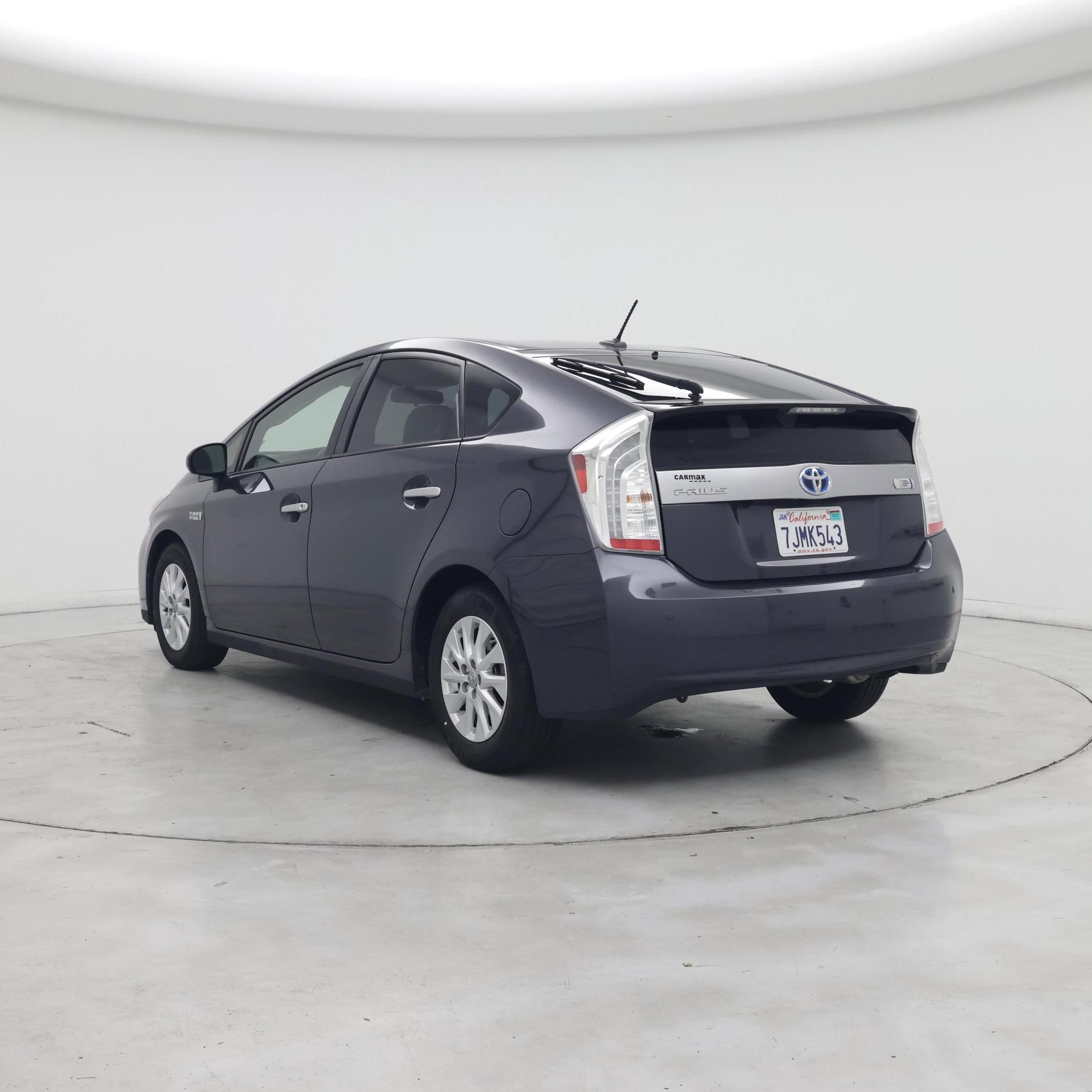 Thumbnail: 2015 Toyota Prius - 2