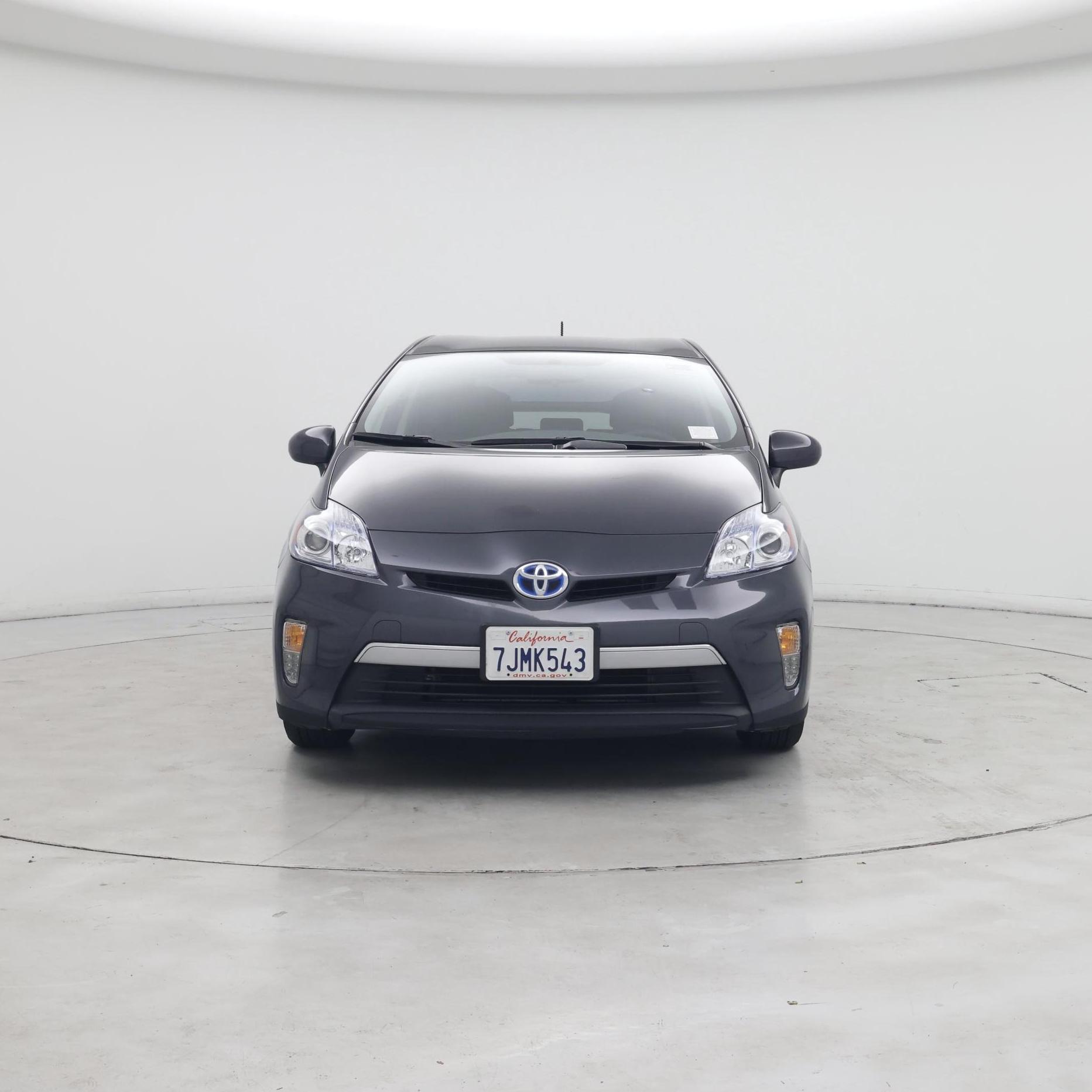 Thumbnail: 2015 Toyota Prius - 5