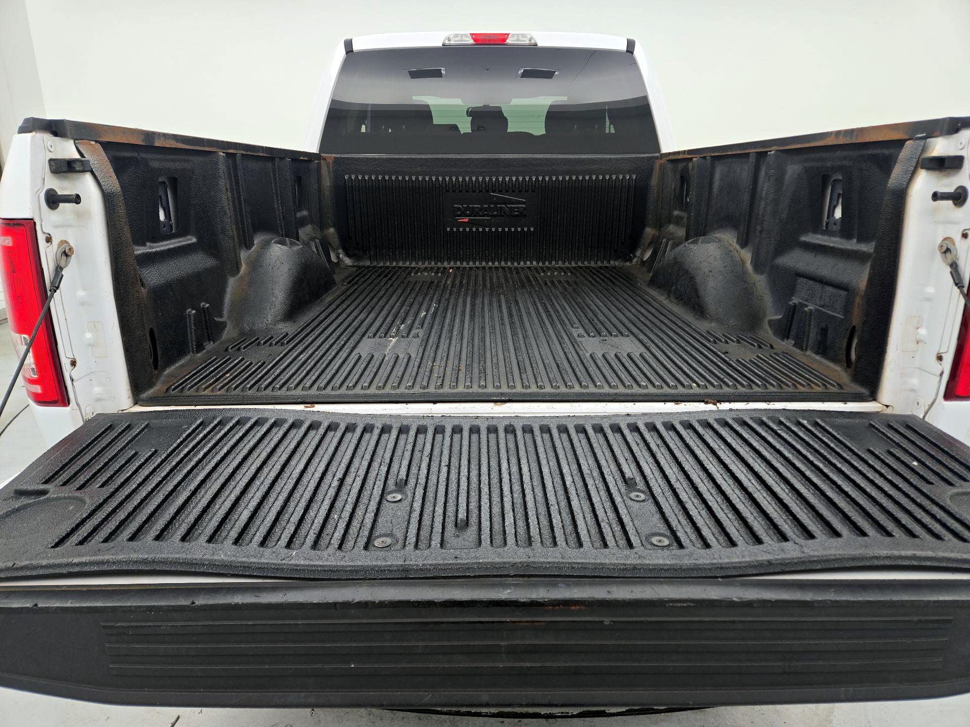 Thumbnail: 2015 Ford F-150 - 19