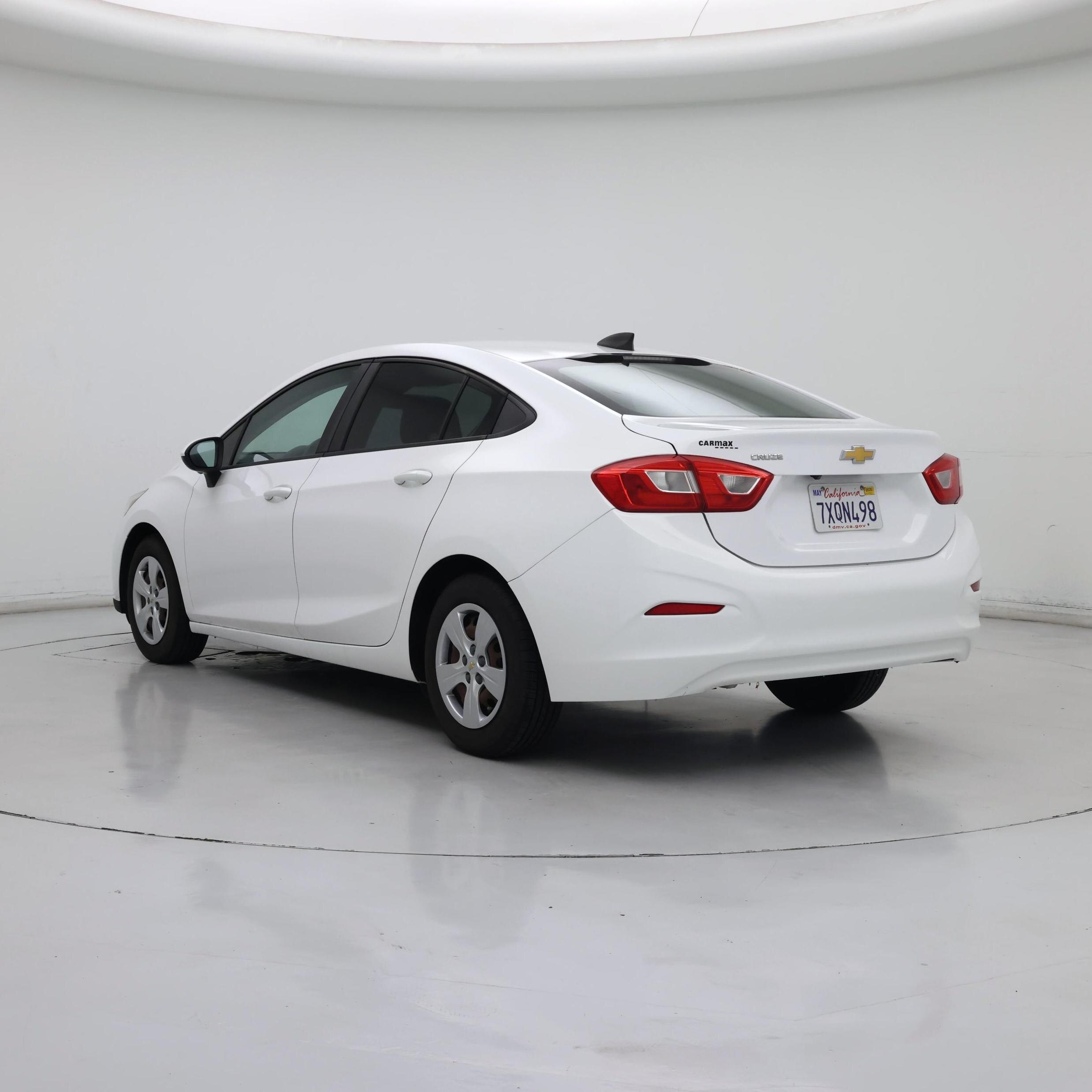 Thumbnail: 2017 Chevrolet Cruze - 2