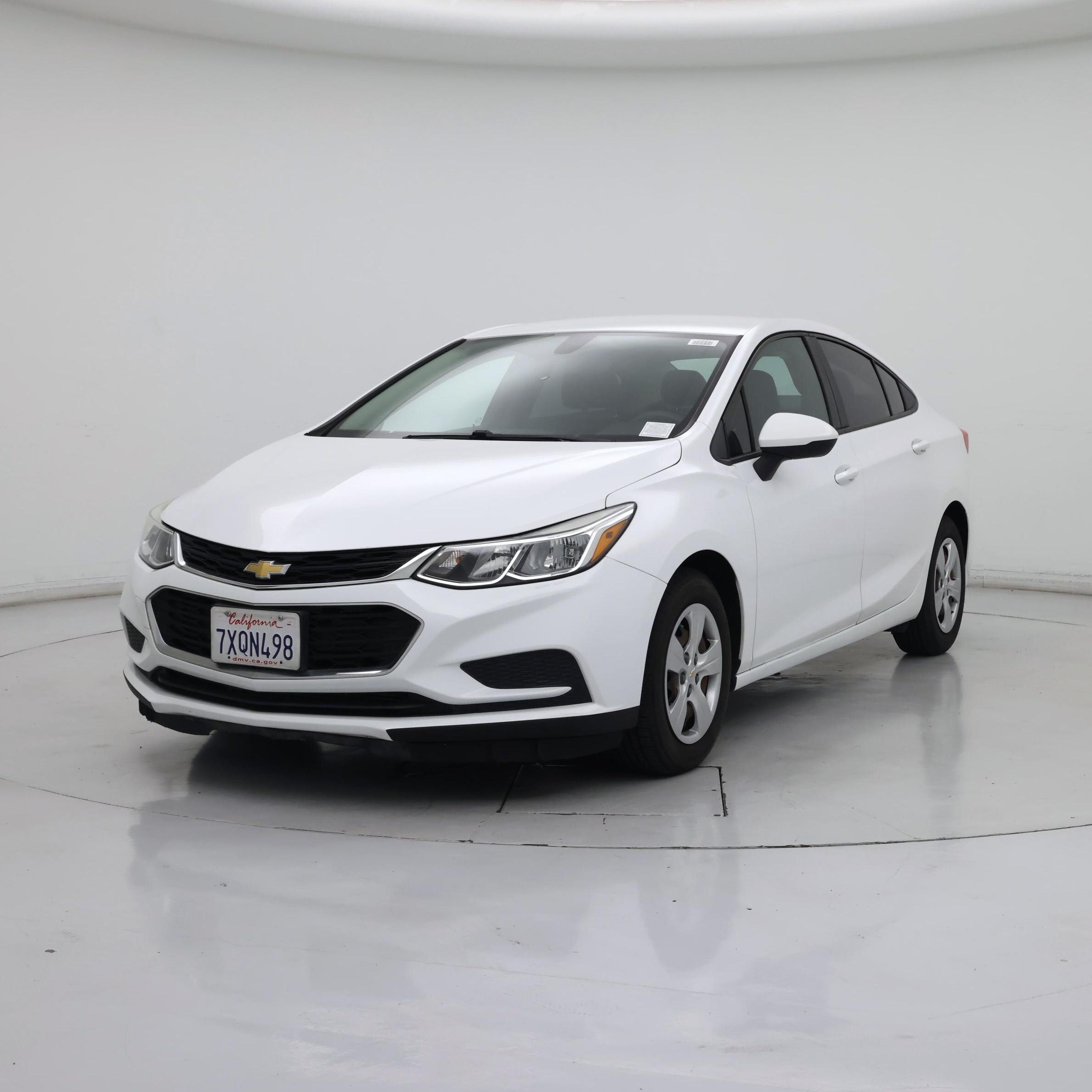 Thumbnail: 2017 Chevrolet Cruze - 4