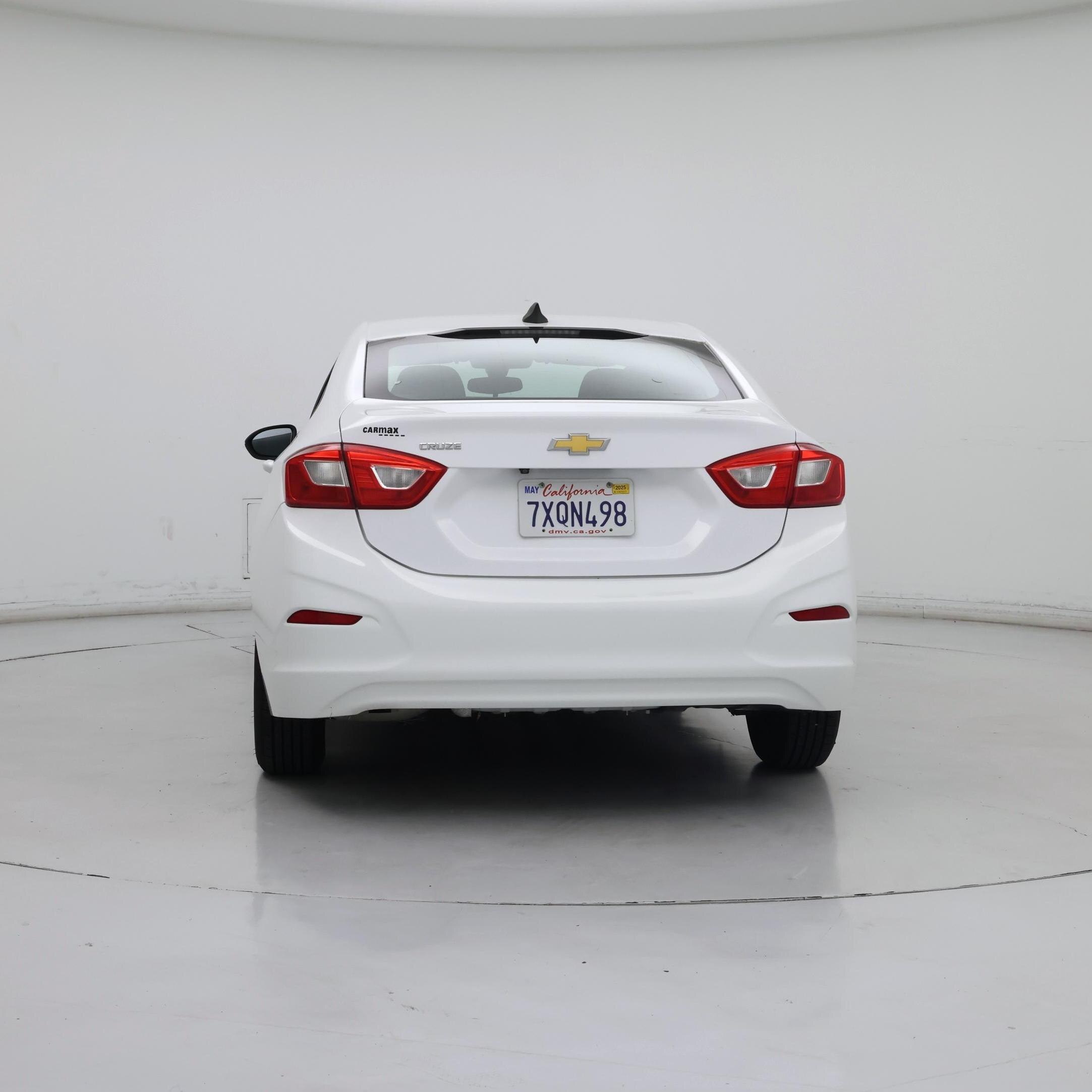 Thumbnail: 2017 Chevrolet Cruze - 6