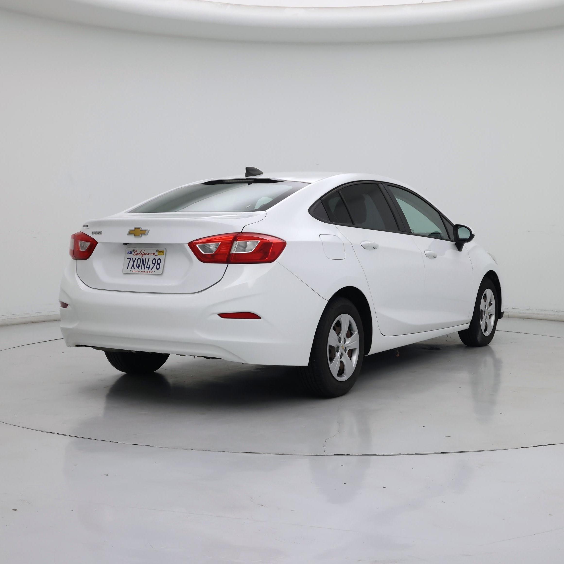 Thumbnail: 2017 Chevrolet Cruze - 8