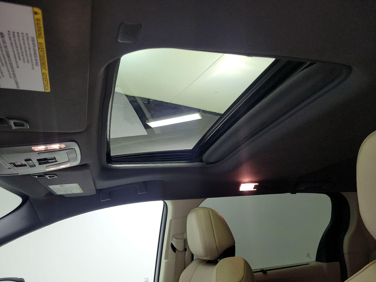2021 Toyota Sienna XLE - Photo 19