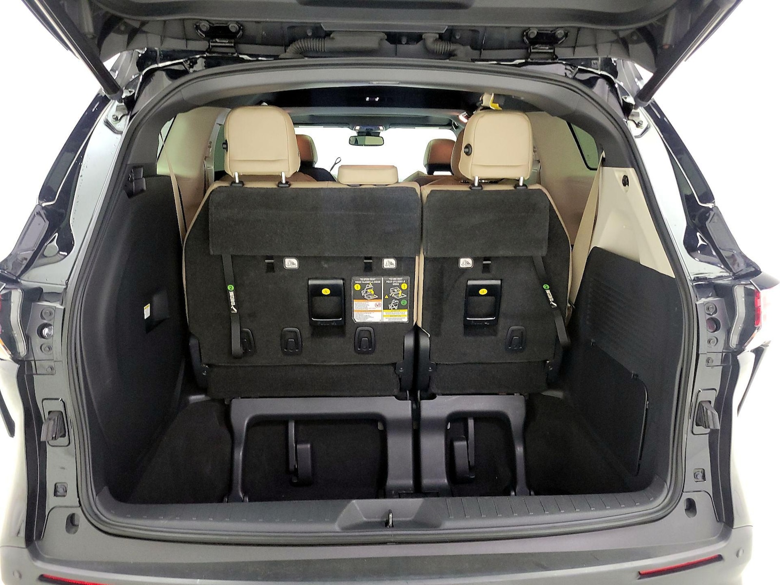 2021 Toyota Sienna XLE - Photo 22