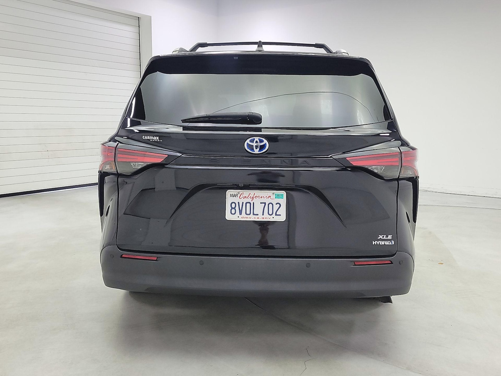 2021 Toyota Sienna XLE - Photo 6