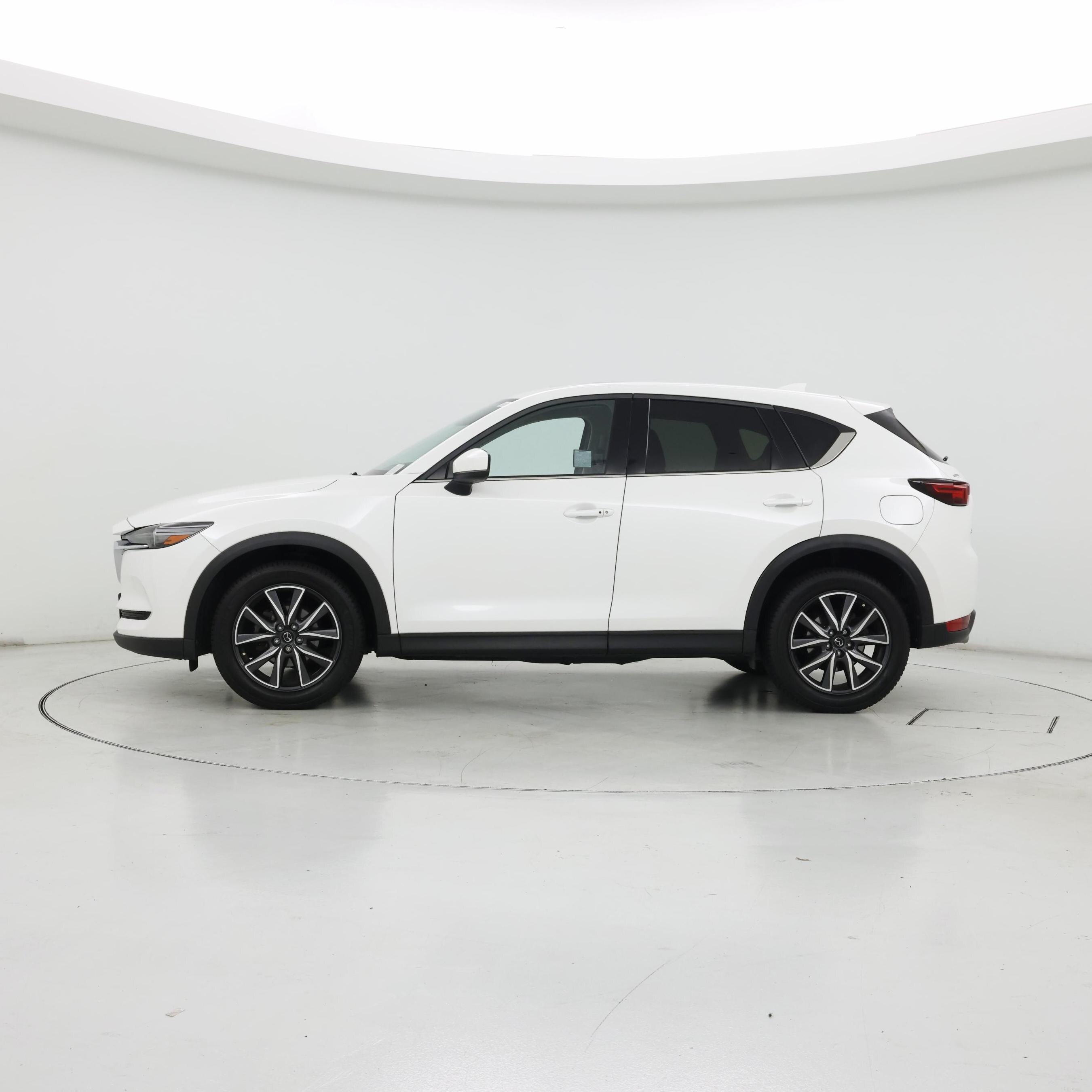 Thumbnail: 2018 Mazda CX-5 - 3