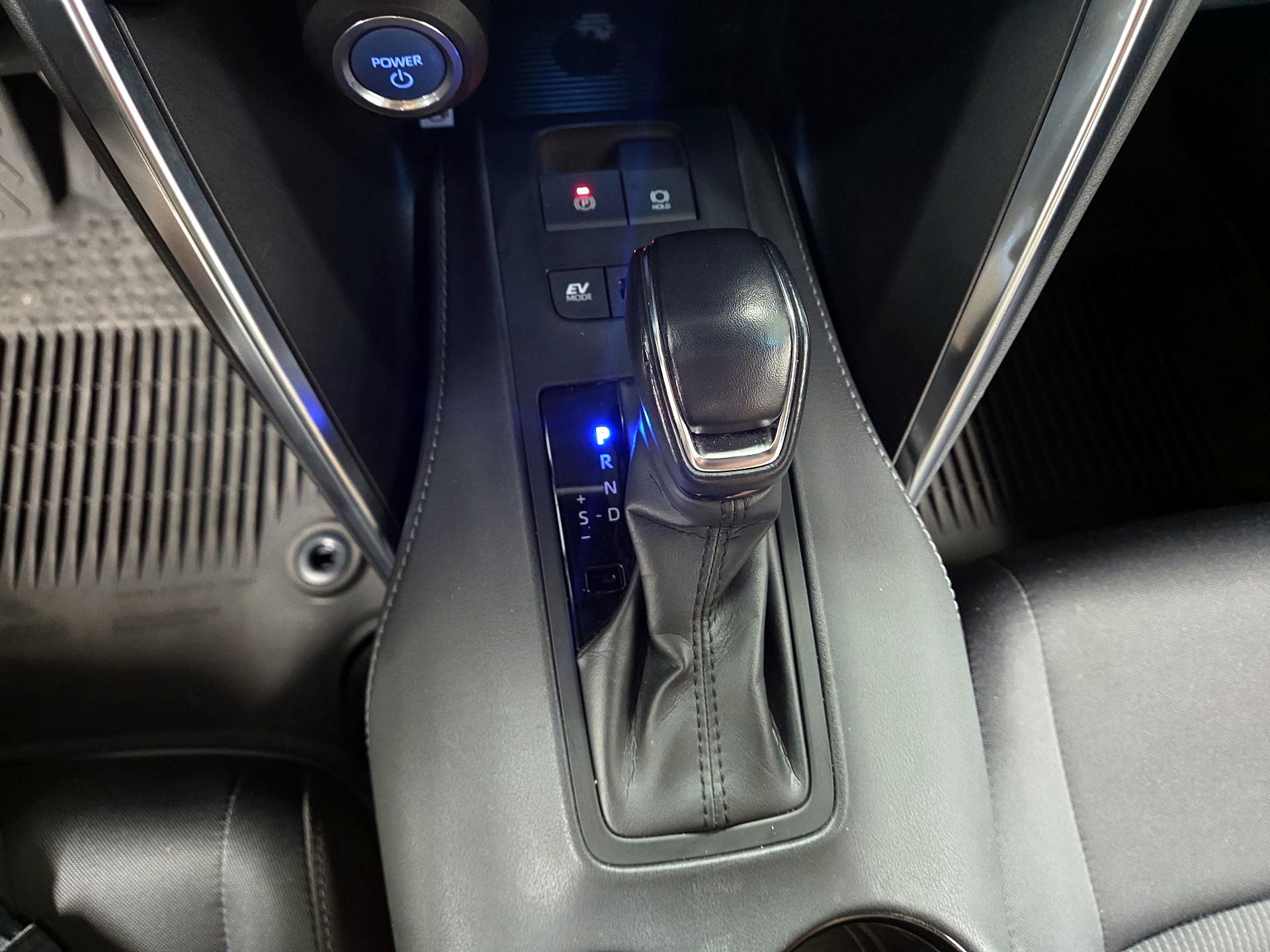 Thumbnail: 2021 Toyota Venza - 13