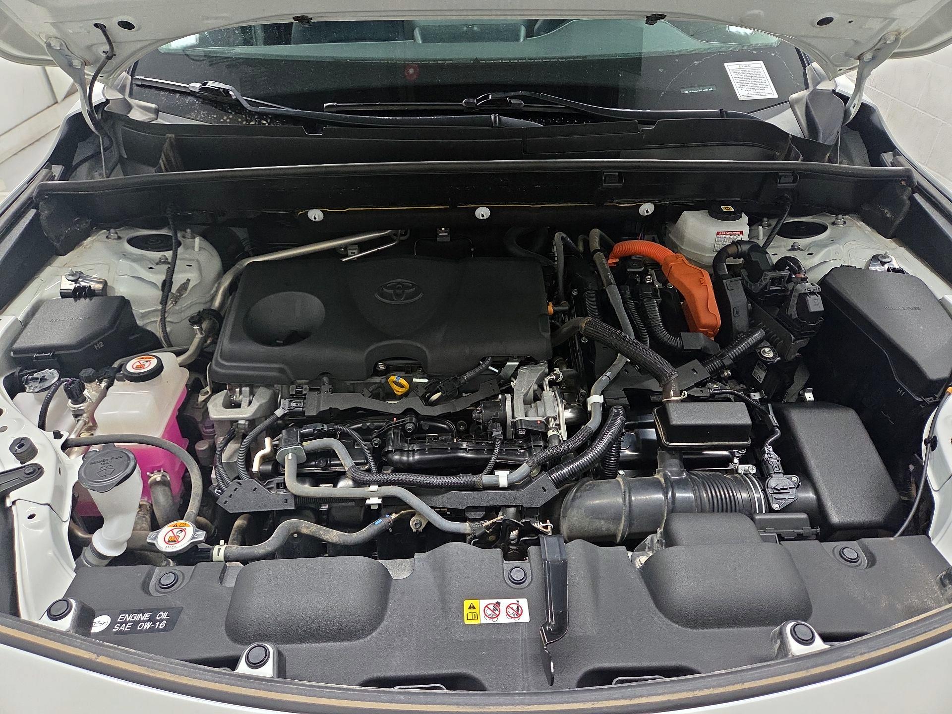 Thumbnail: 2021 Toyota Venza - 15