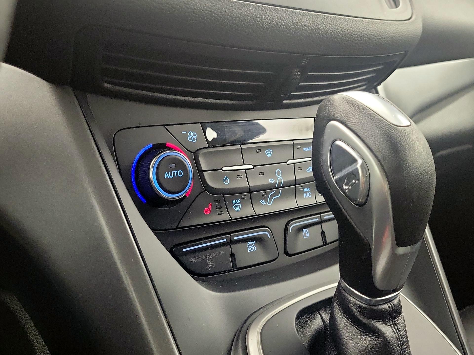 Thumbnail: 2017 Ford C-Max - 16