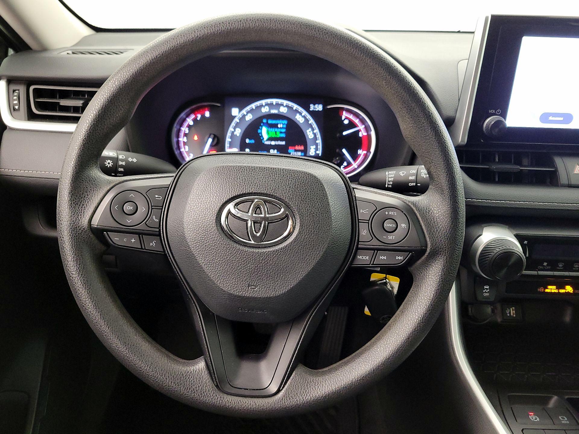 Thumbnail: 2024 Toyota RAV4 - 10