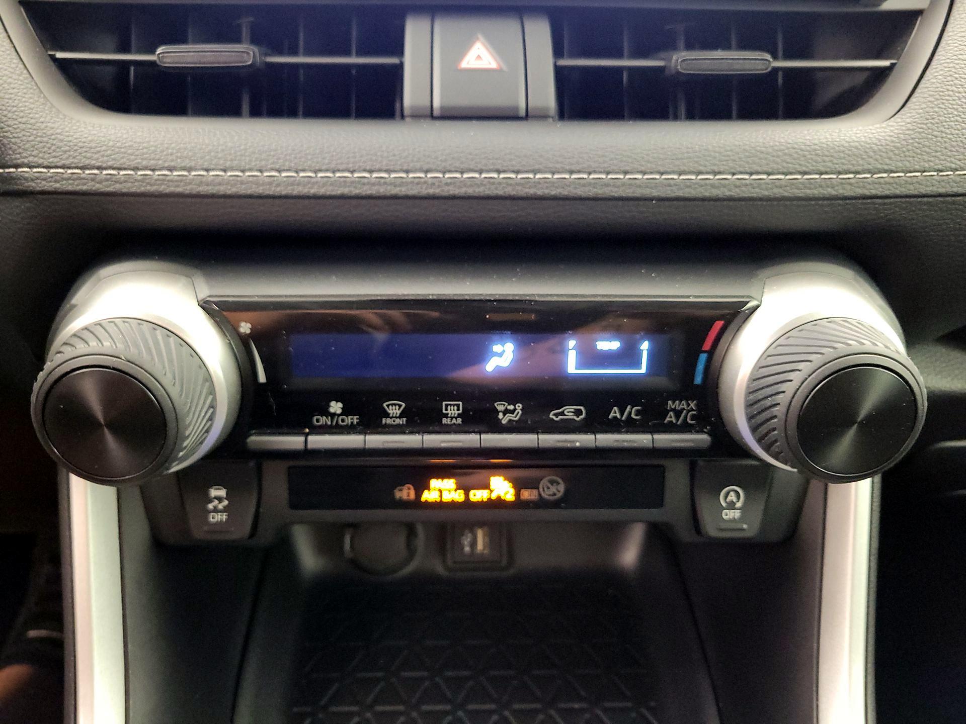 Thumbnail: 2024 Toyota RAV4 - 16
