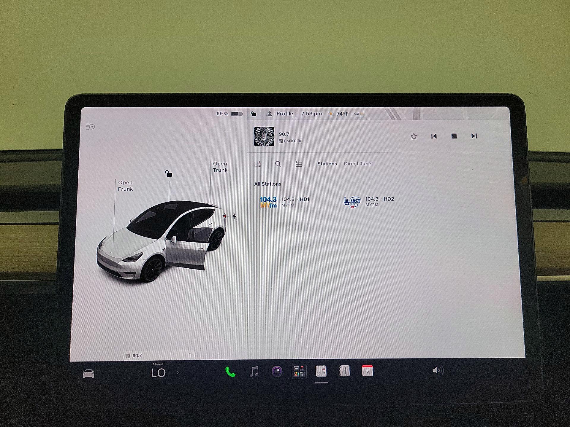 Thumbnail: 2022 Tesla Model Y - 15