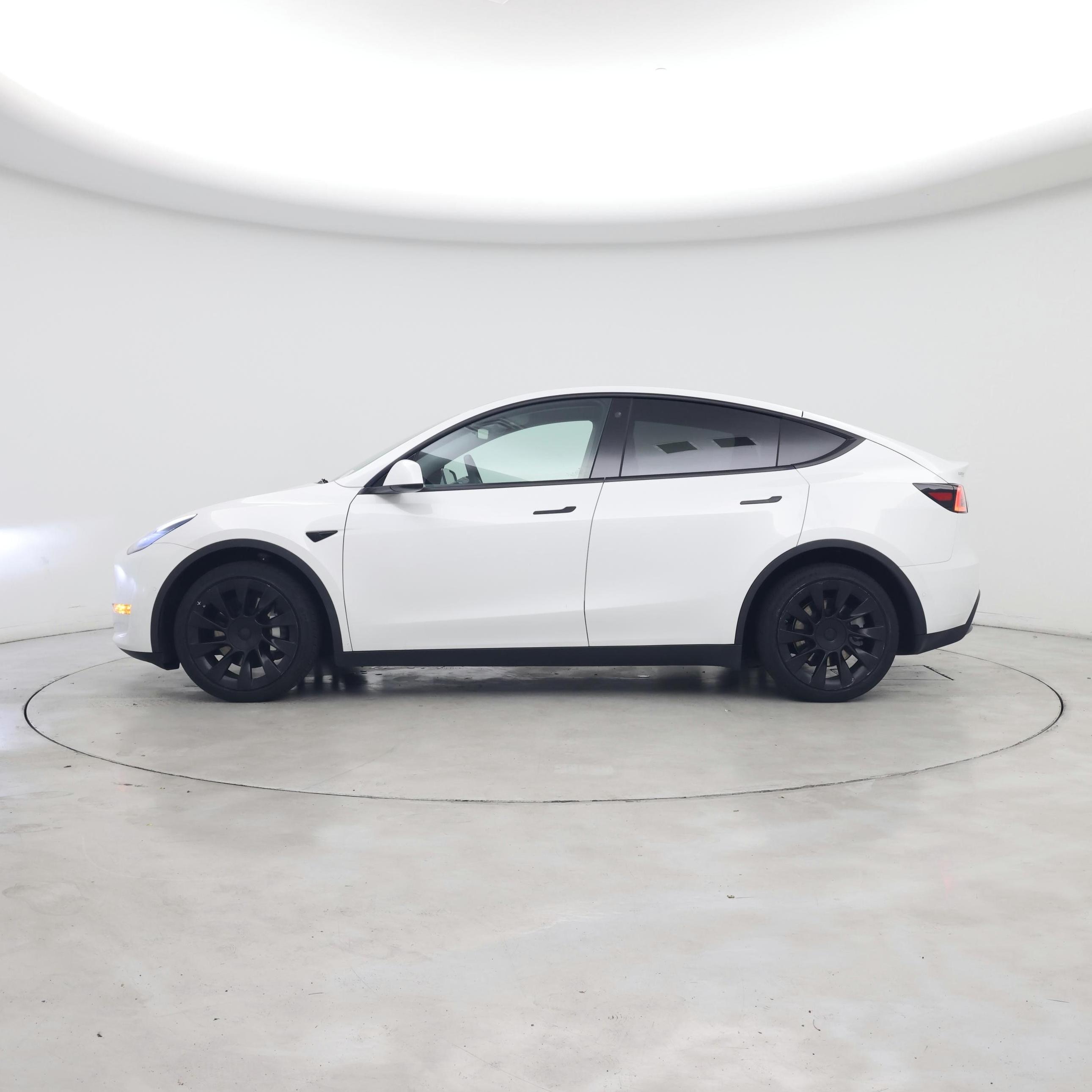 Thumbnail: 2022 Tesla Model Y - 3