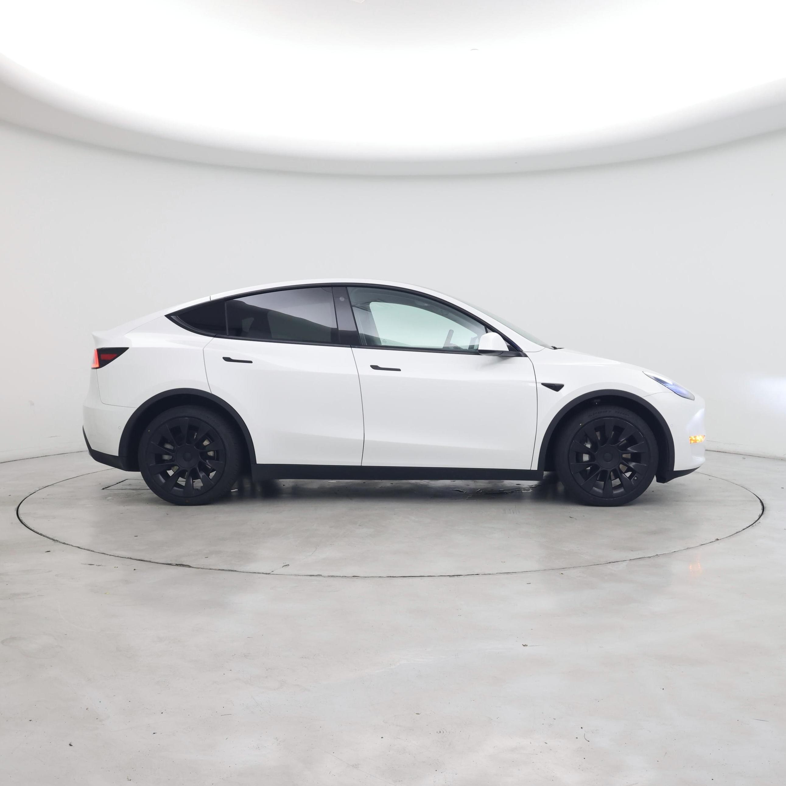 Thumbnail: 2022 Tesla Model Y - 7