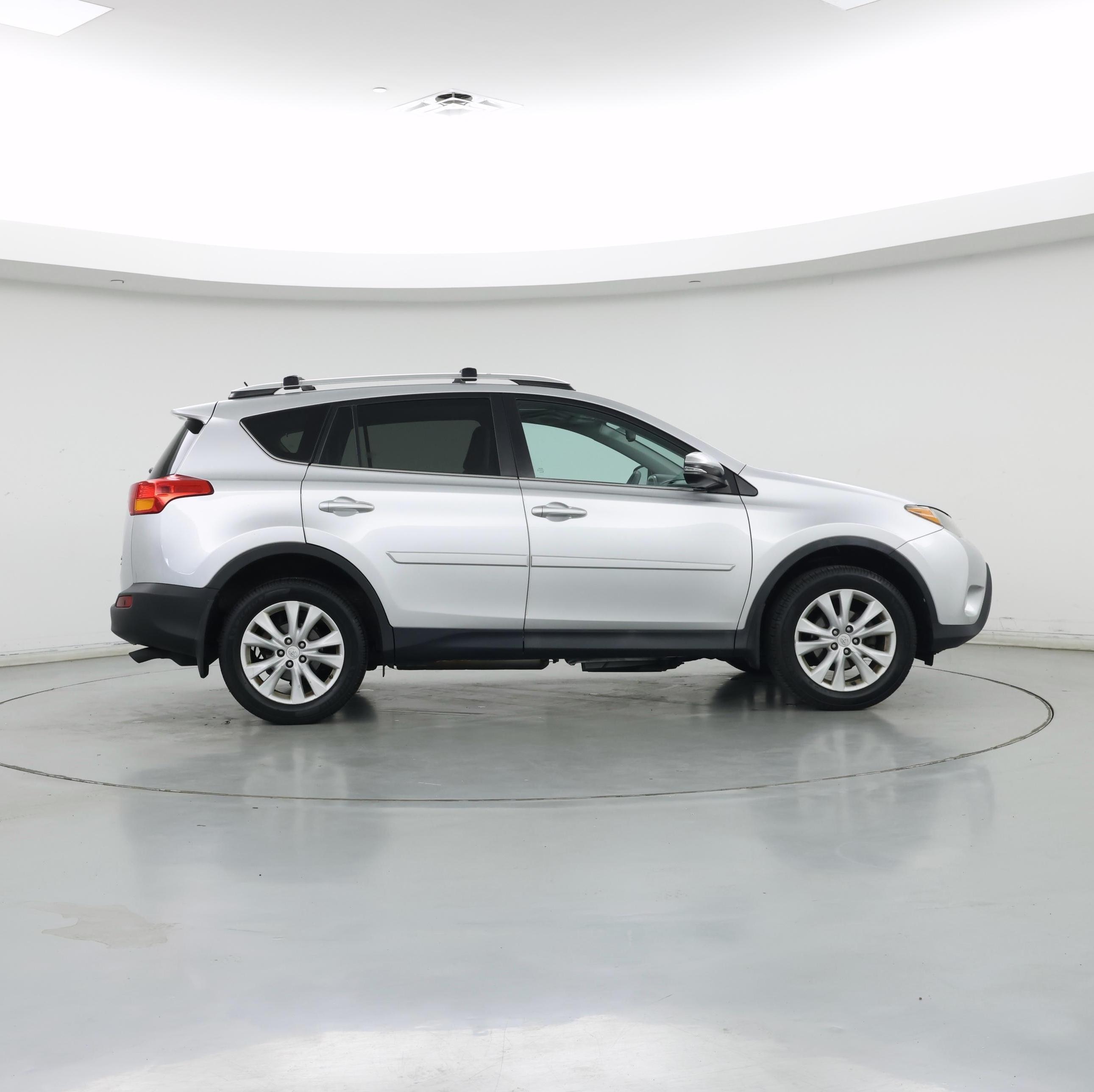 Thumbnail: 2015 Toyota RAV4 - 7