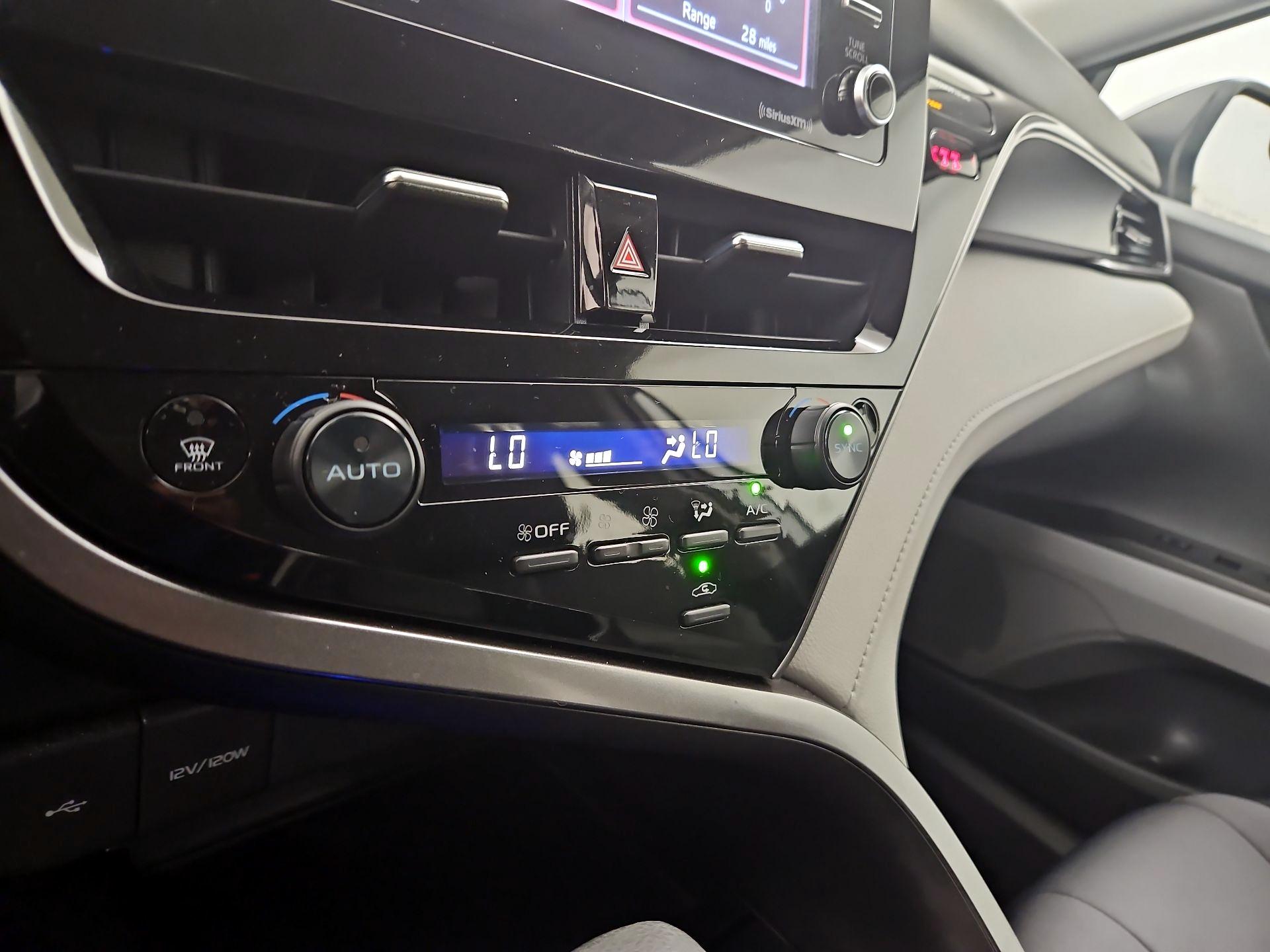 Thumbnail: 2024 Toyota Camry - 16