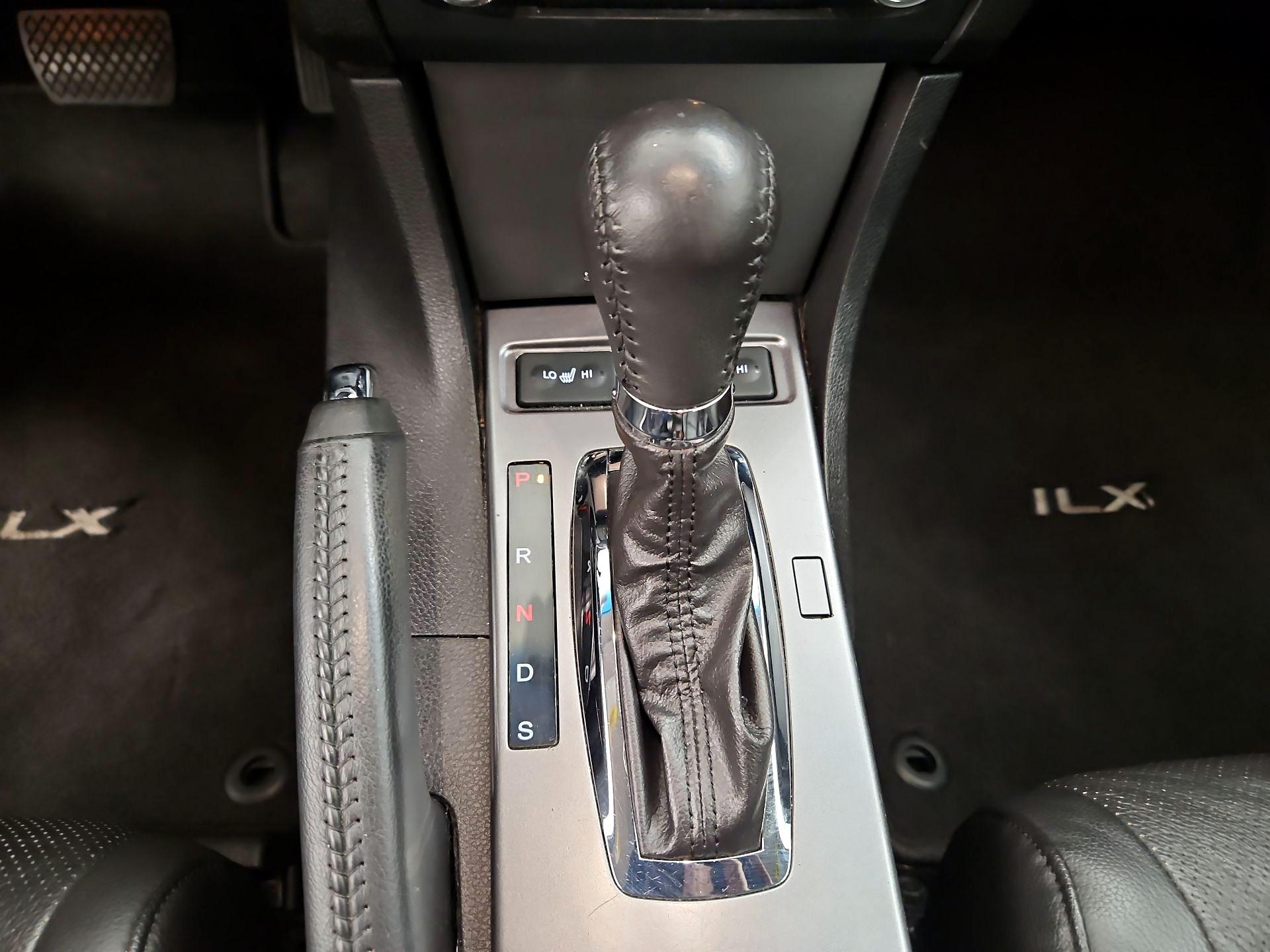 Thumbnail: 2015 Acura ILX - 16