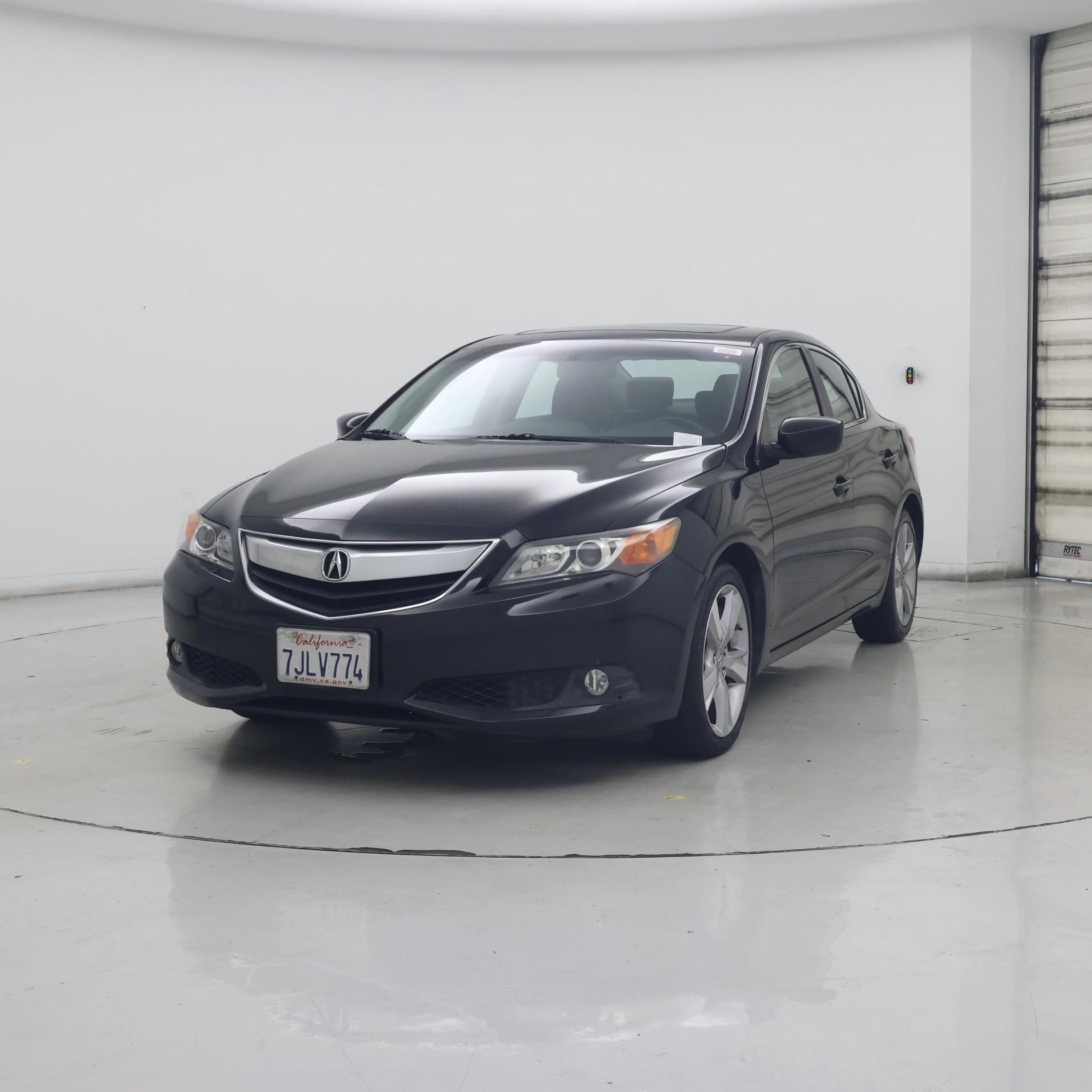 Thumbnail: 2015 Acura ILX - 4