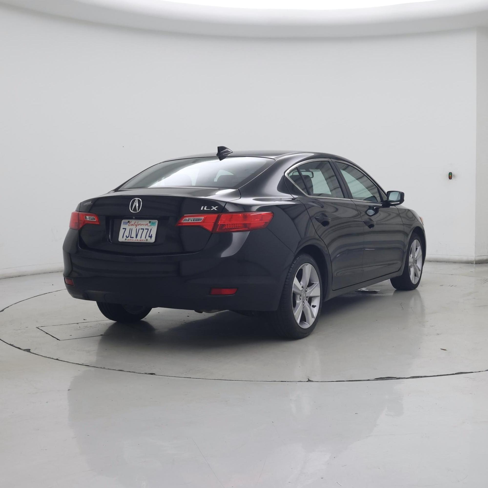 Thumbnail: 2015 Acura ILX - 8