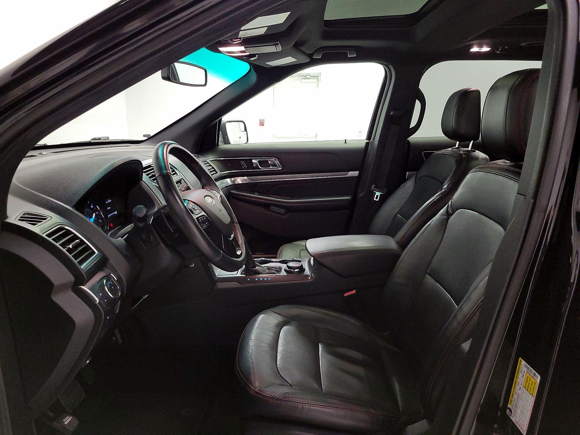 Thumbnail: 2018 Ford Explorer - 11