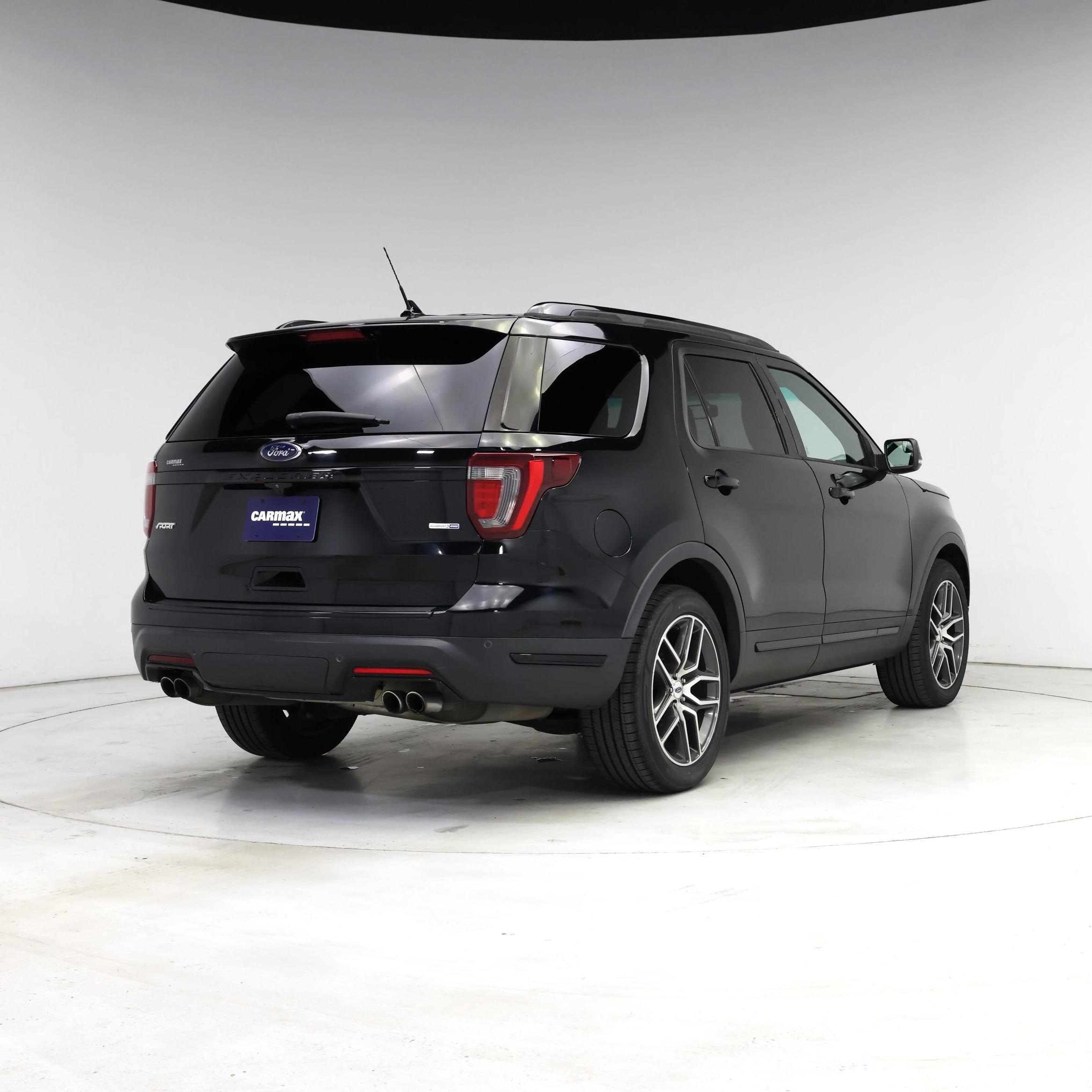 Thumbnail: 2018 Ford Explorer - 8