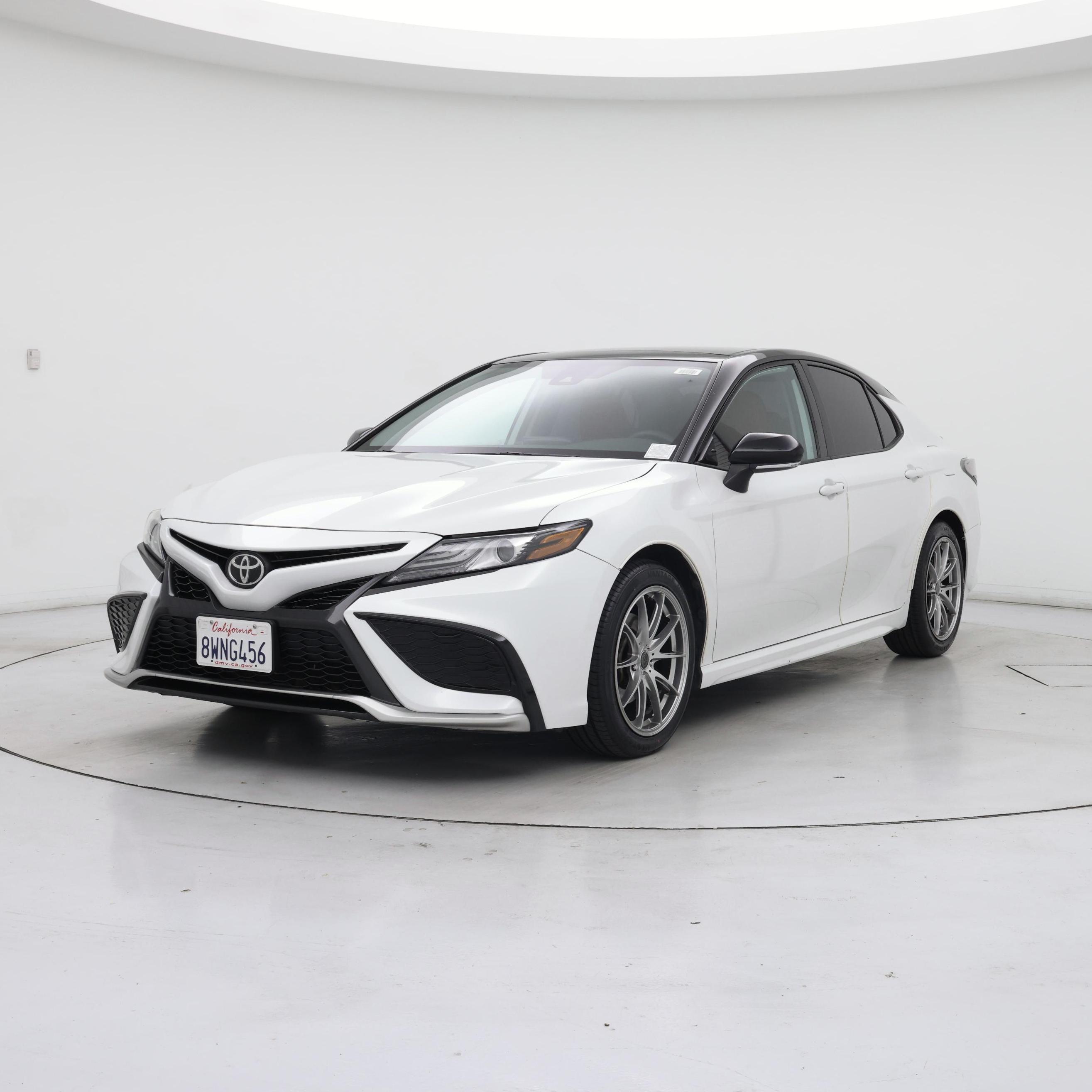 Thumbnail: 2021 Toyota Camry - 4