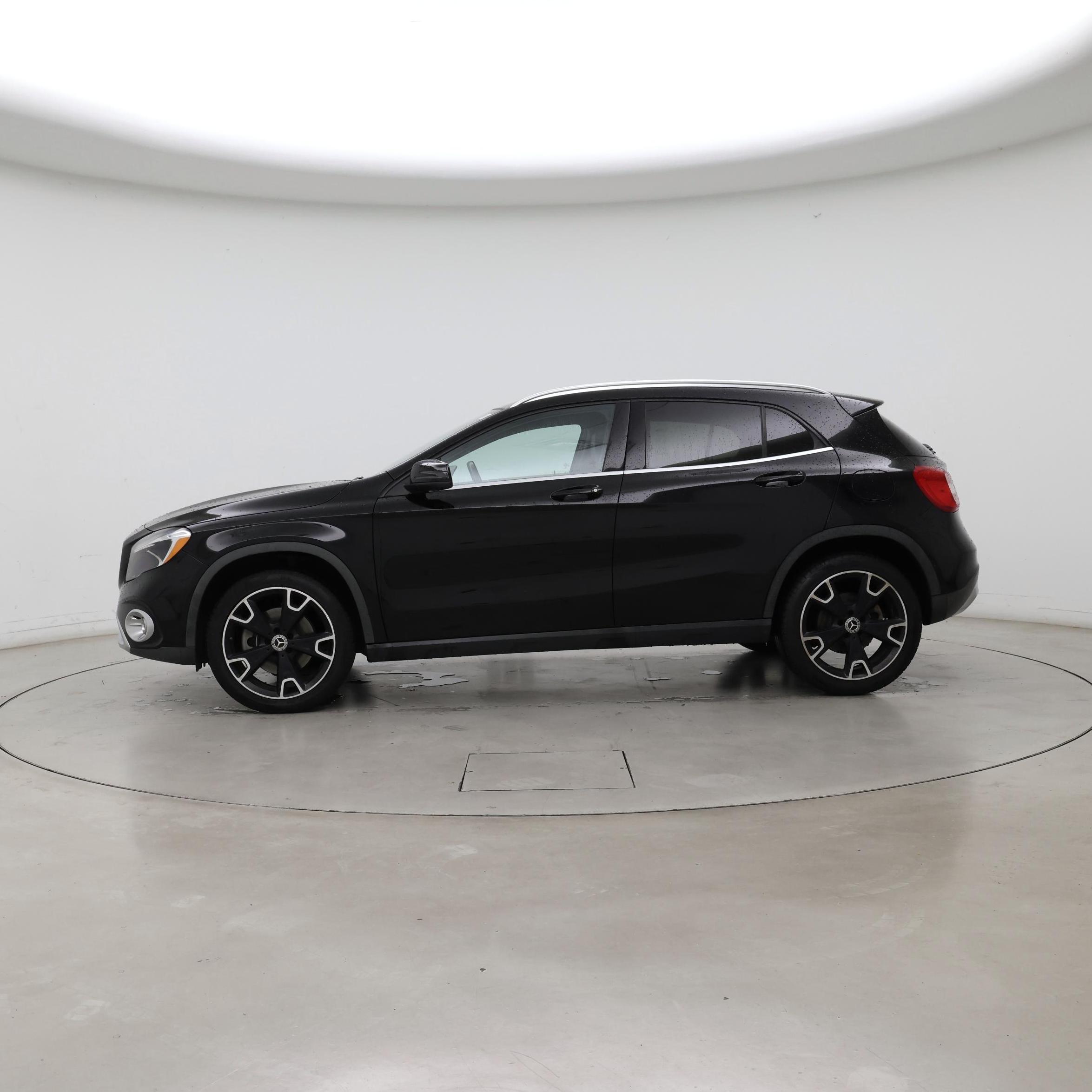 Thumbnail: 2019 Mercedes-Benz GLA - 3