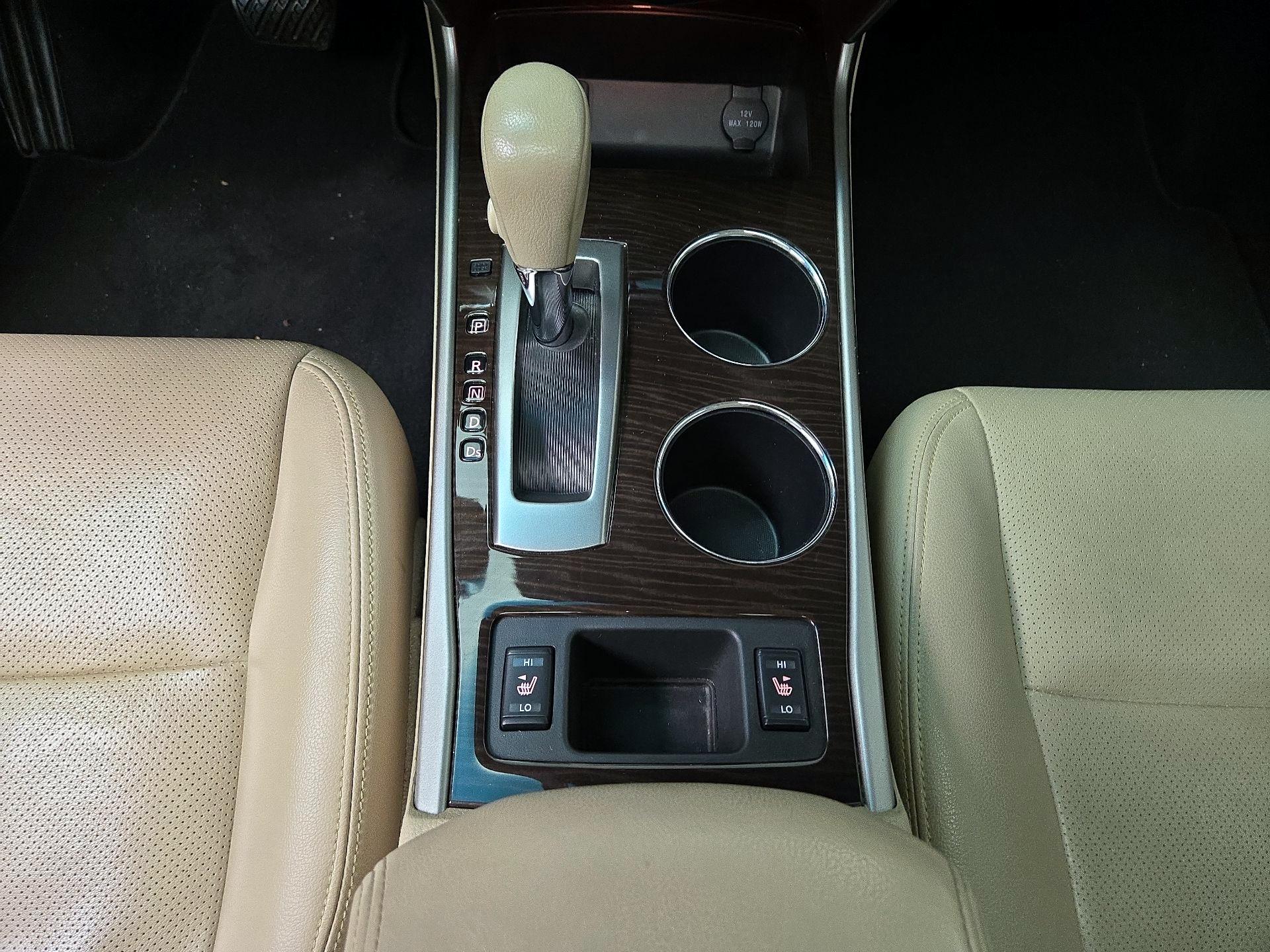 Thumbnail: 2015 Nissan Altima - 18