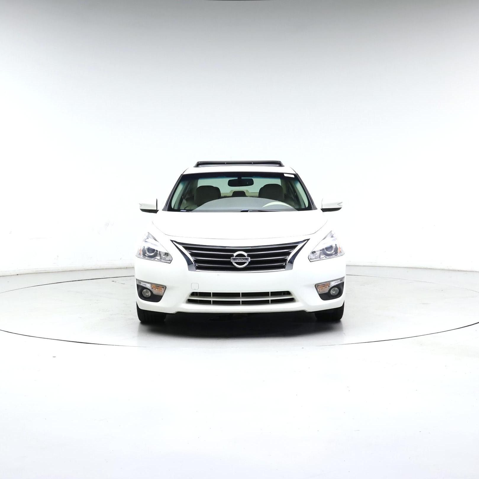 Thumbnail: 2015 Nissan Altima - 5