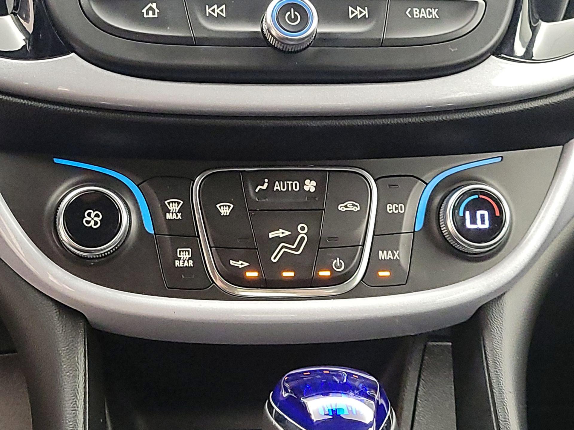 Thumbnail: 2017 Chevrolet Volt - 17