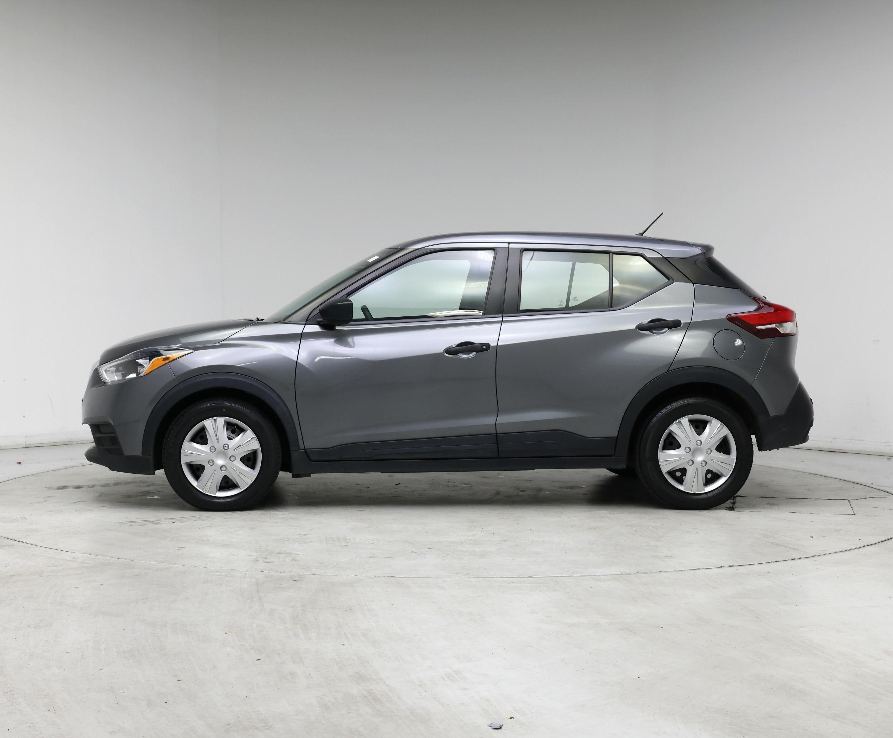 Thumbnail: 2020 Nissan Kicks - 3