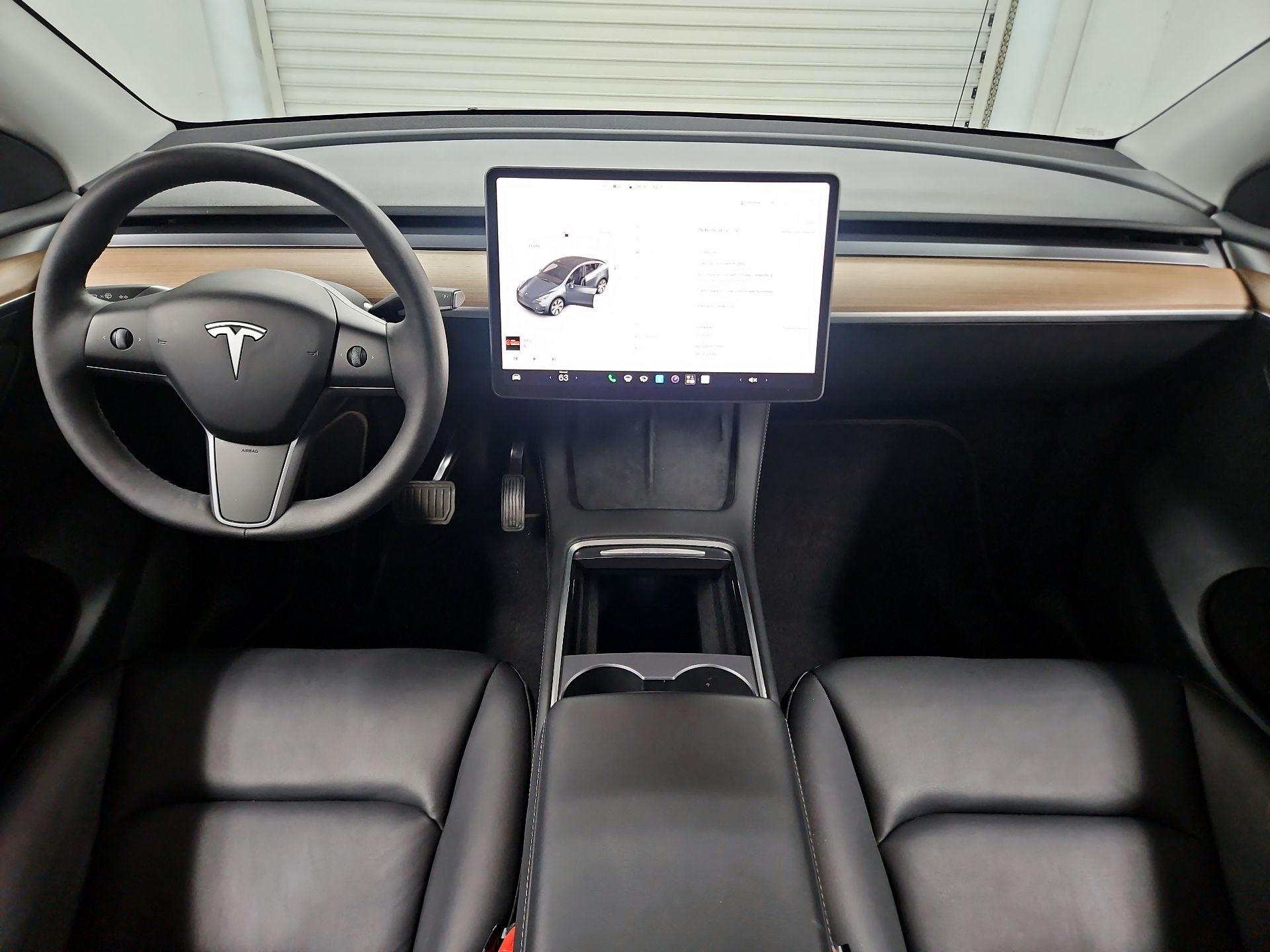 Thumbnail: 2023 Tesla Model Y - 9
