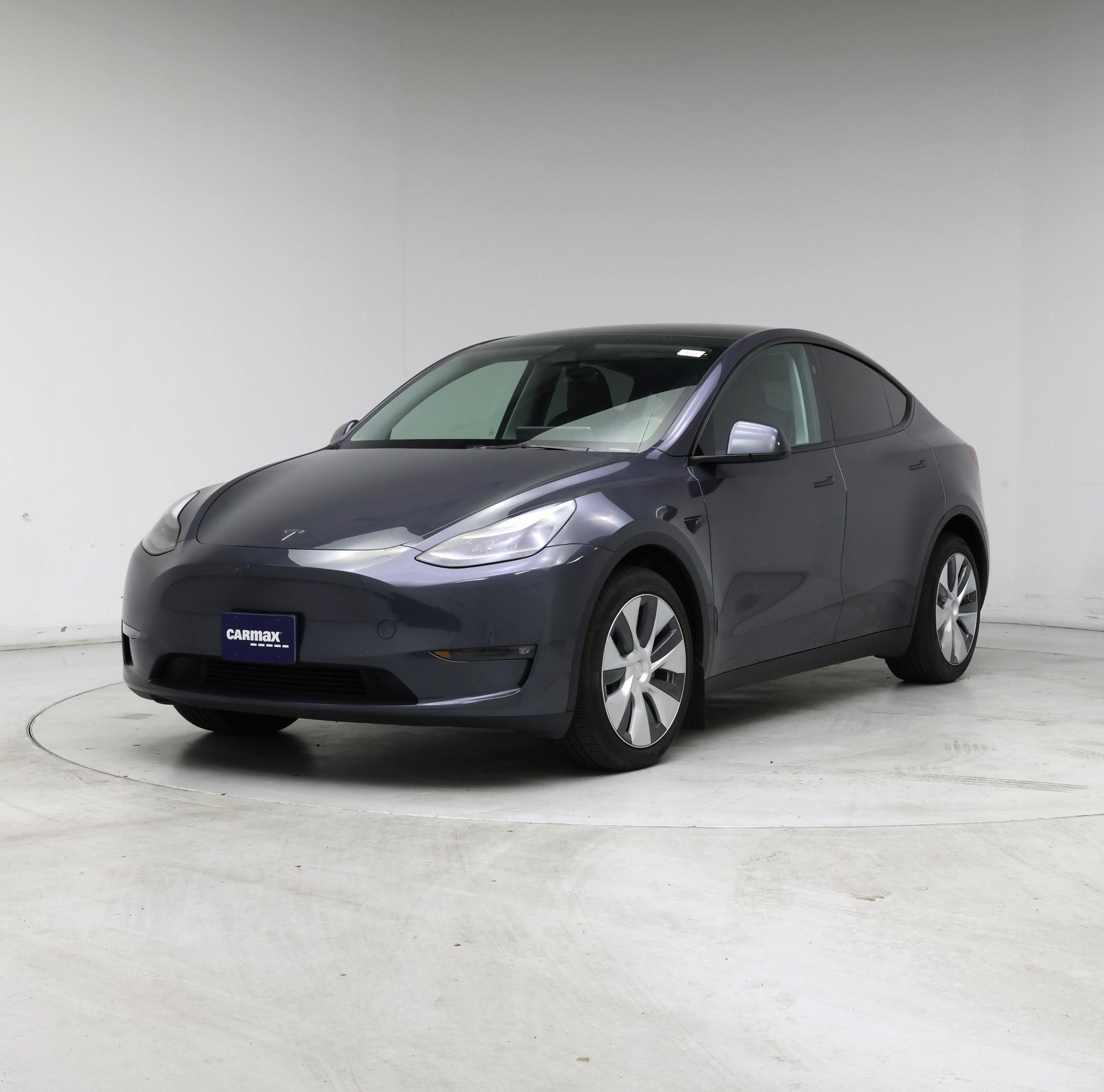 Thumbnail: 2023 Tesla Model Y - 4