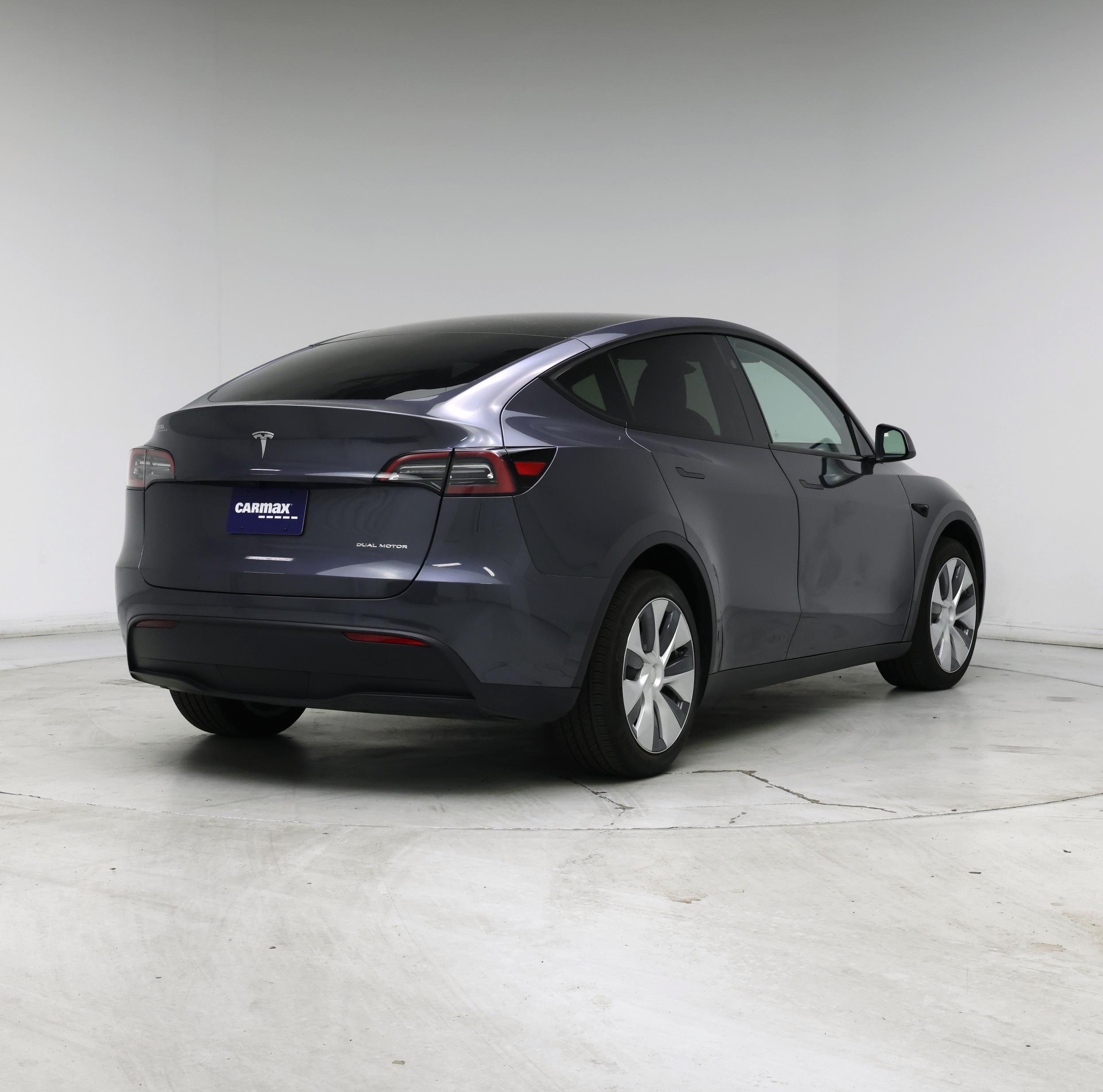 Thumbnail: 2023 Tesla Model Y - 8